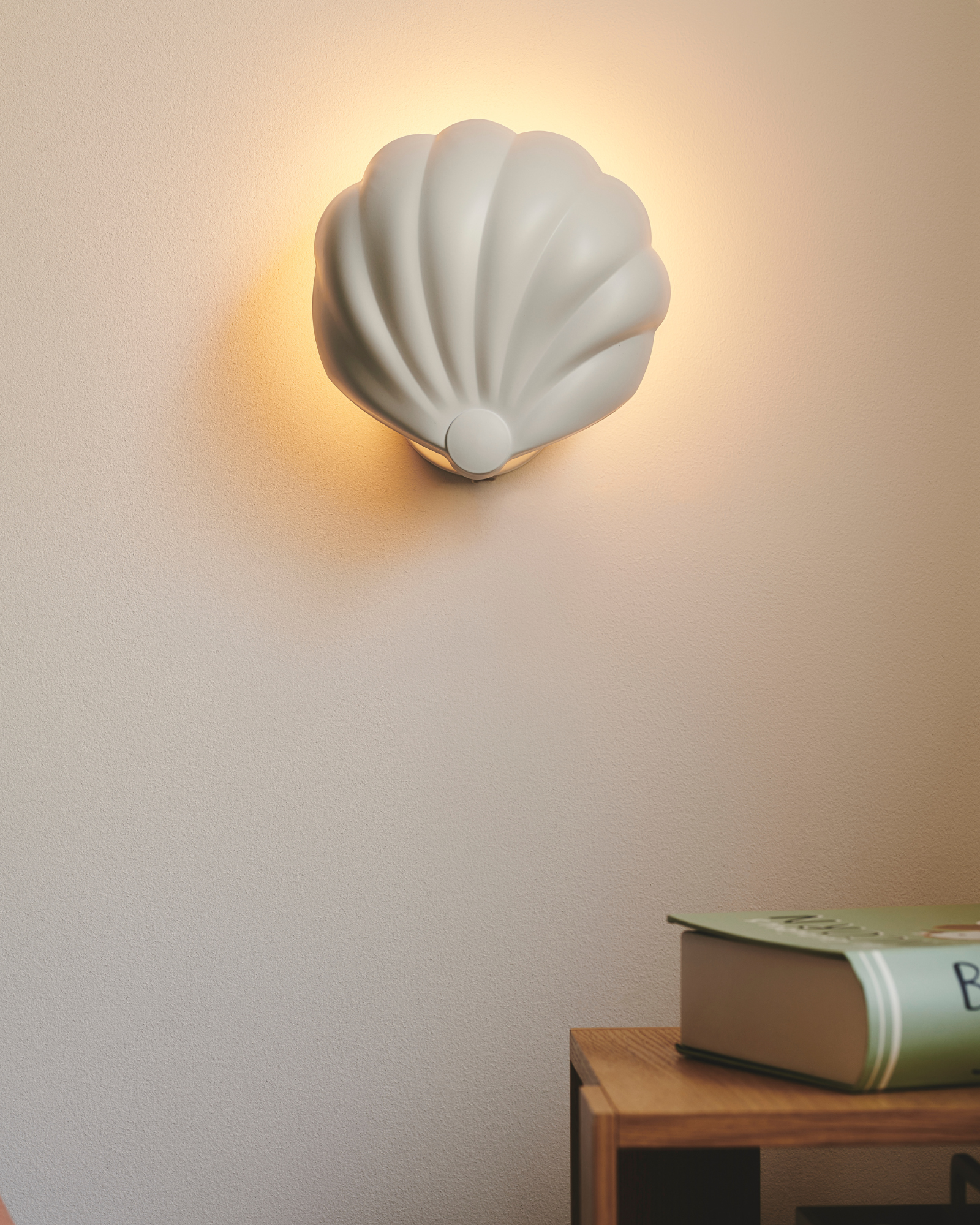 Konchi Wall Light