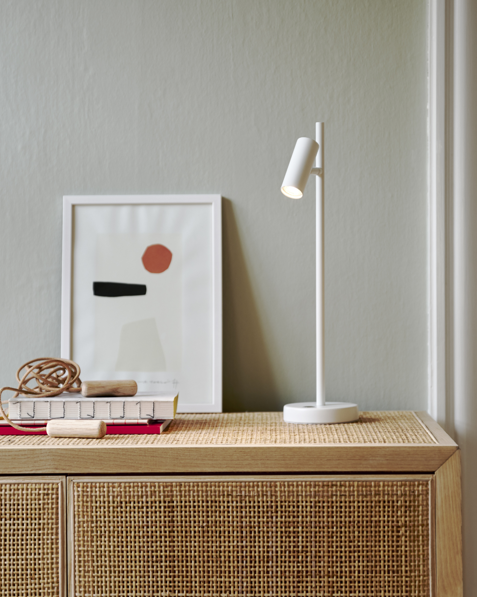 Omari Table Lamp