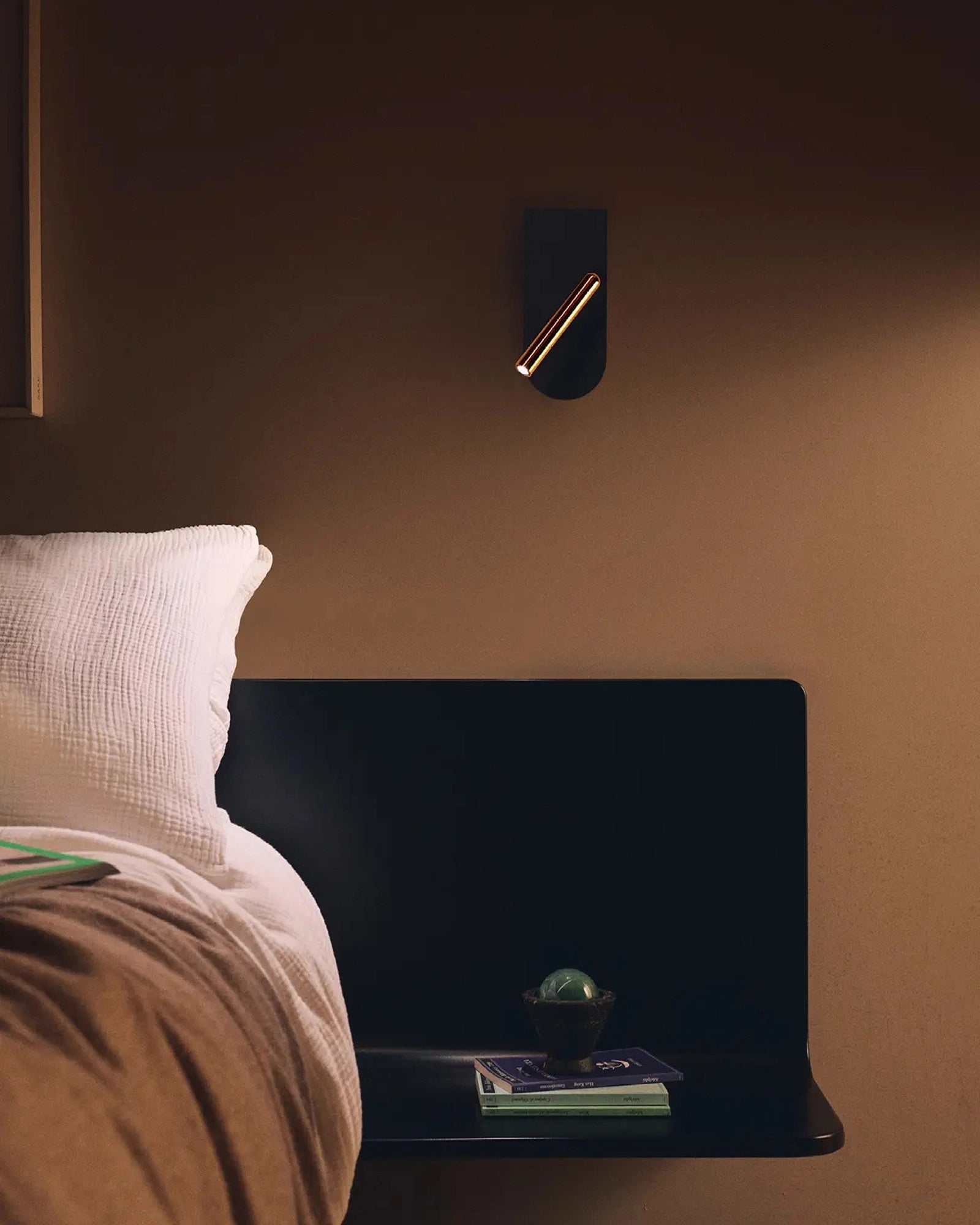 1Night Wall Light