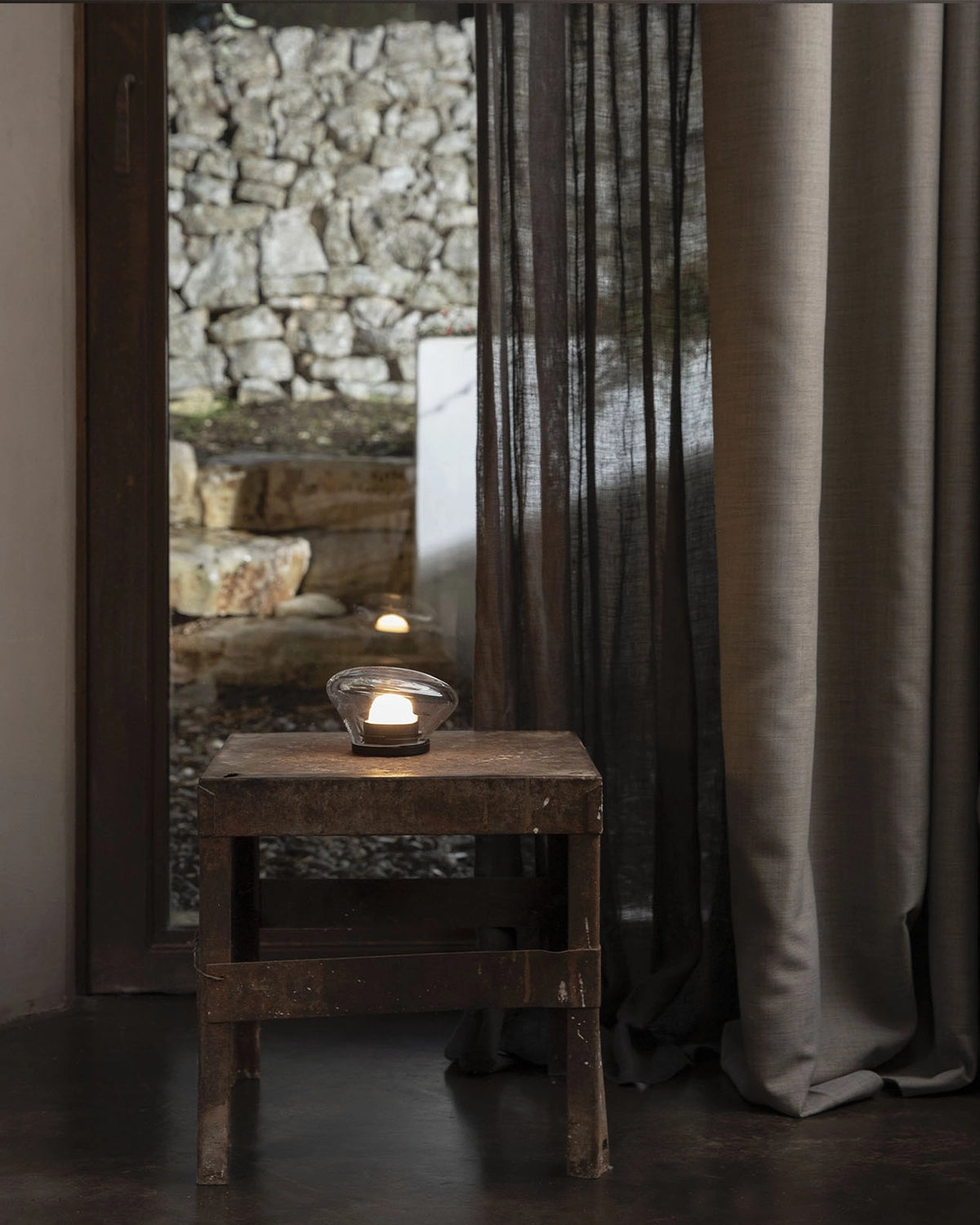 Agua Table Lamp