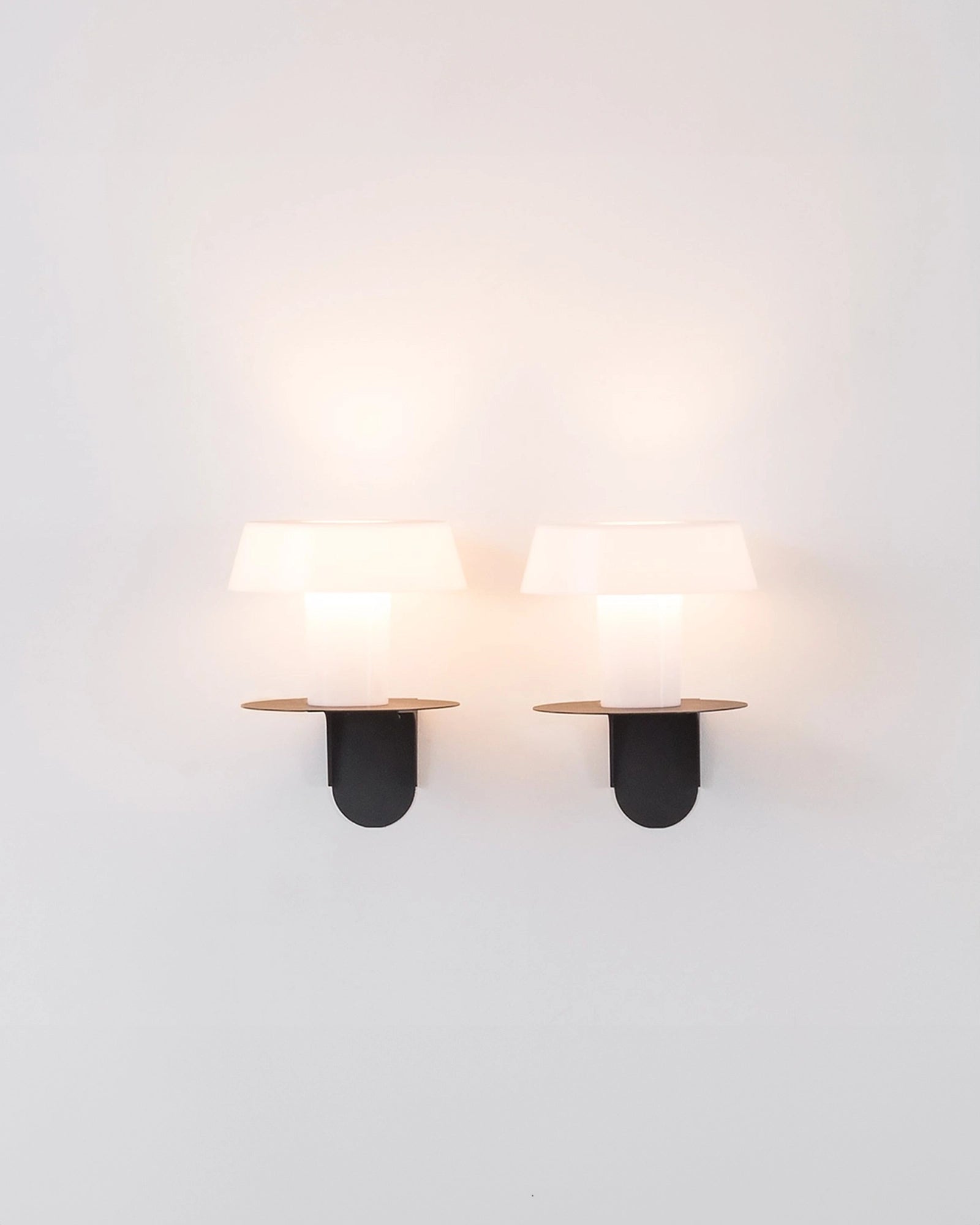 Amami Table Lamp