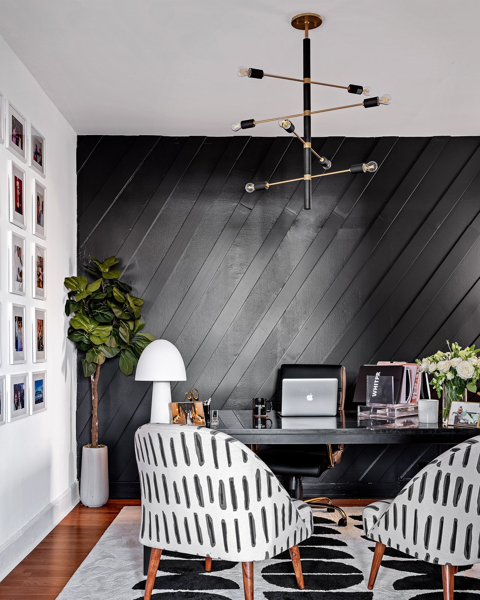 Astrid 8lt Pendant Light