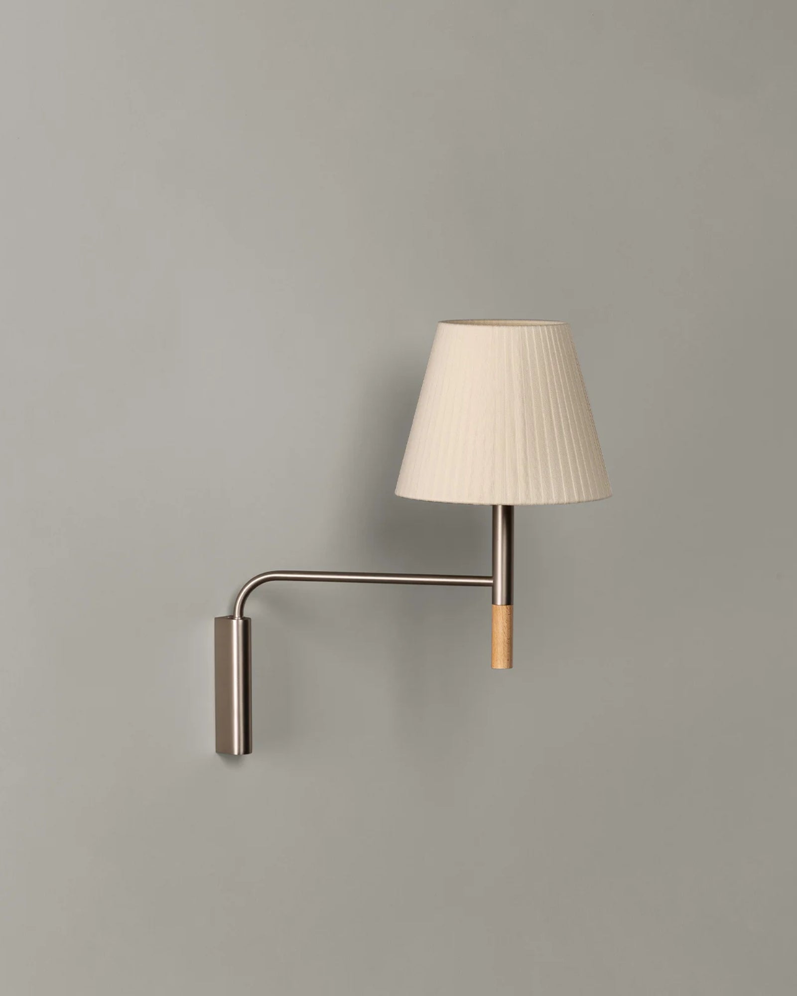BC Wall Light