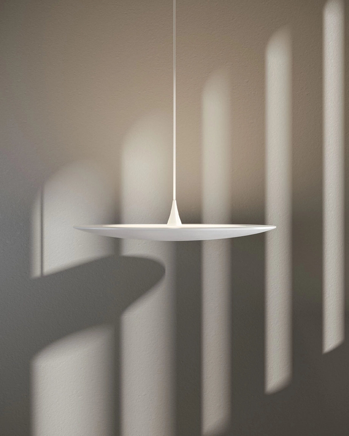 Blanco Puro Pendant Light