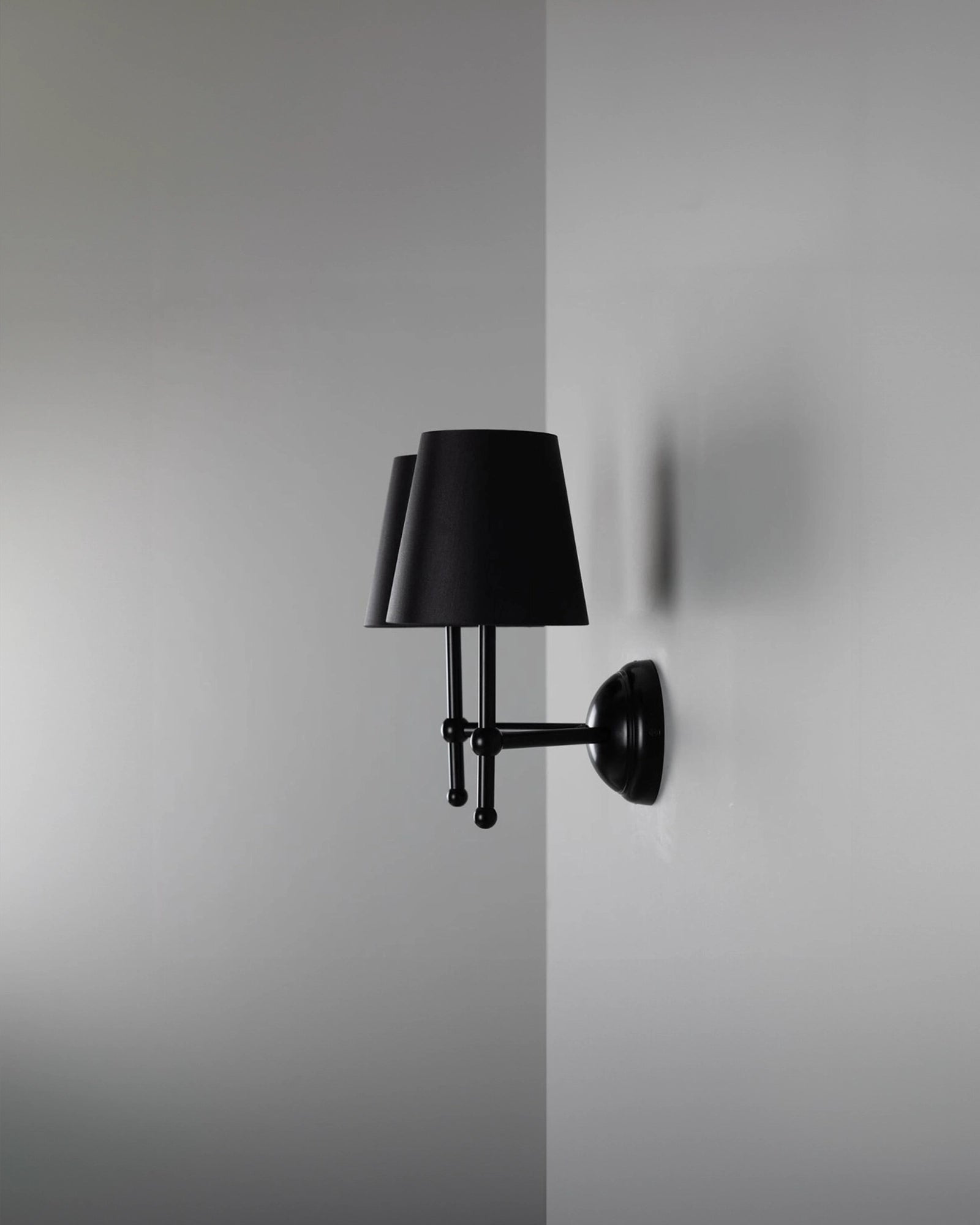 Bursa Wall Light