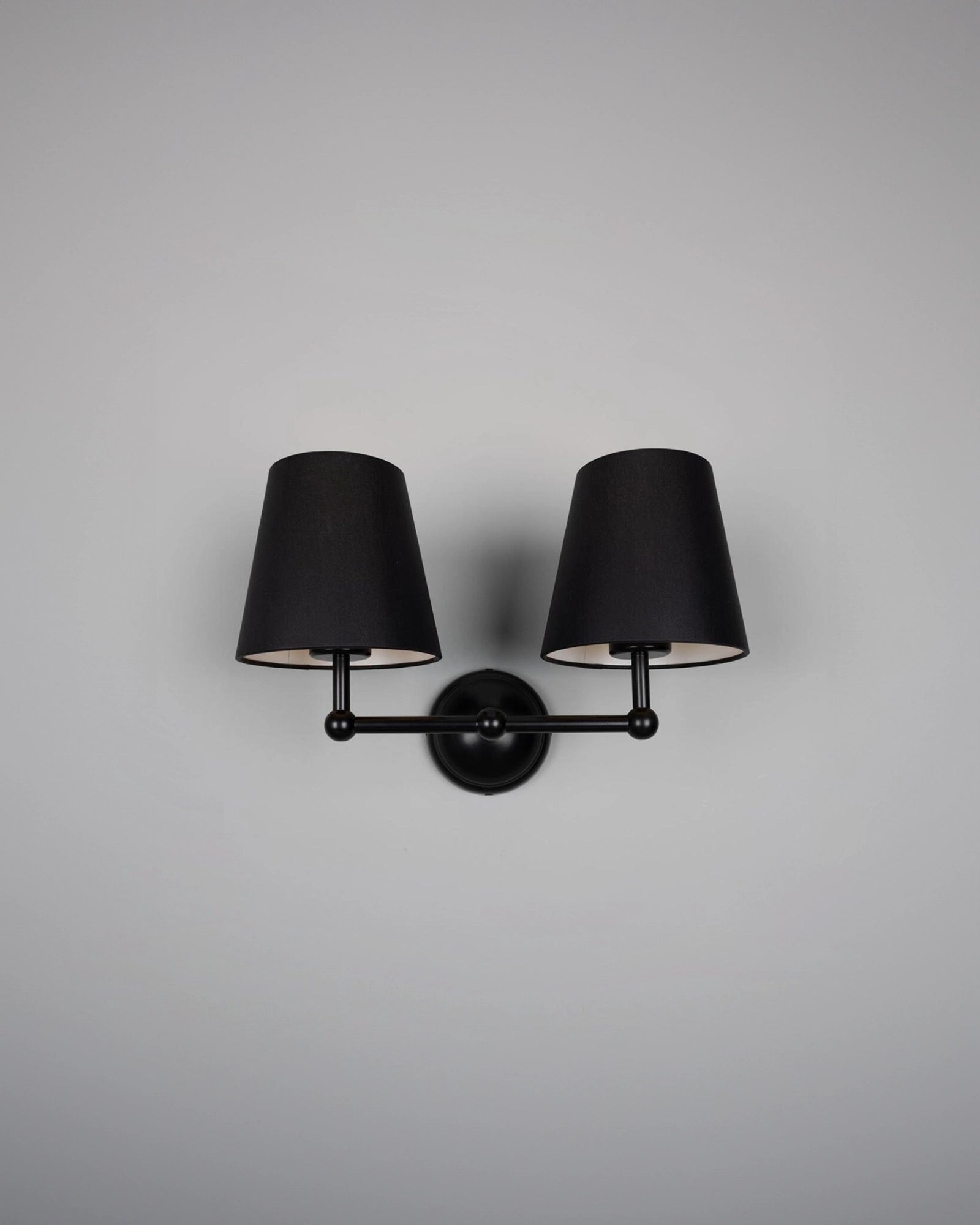 Busan 2lt Wall Light