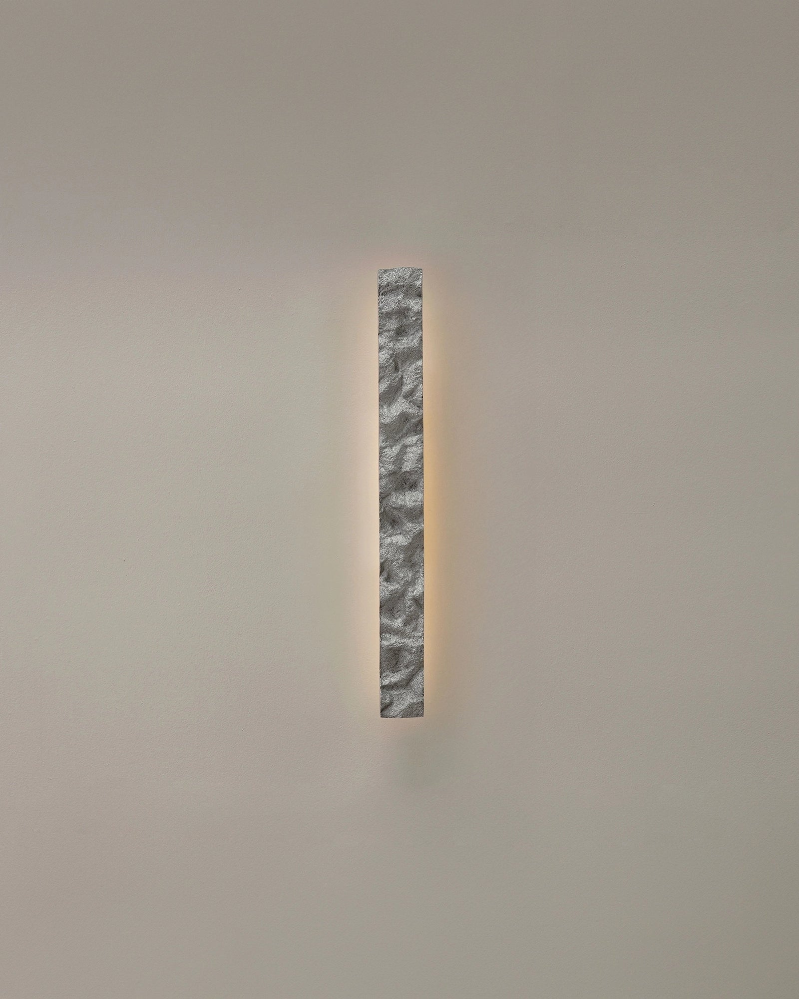 Carst Wall Light