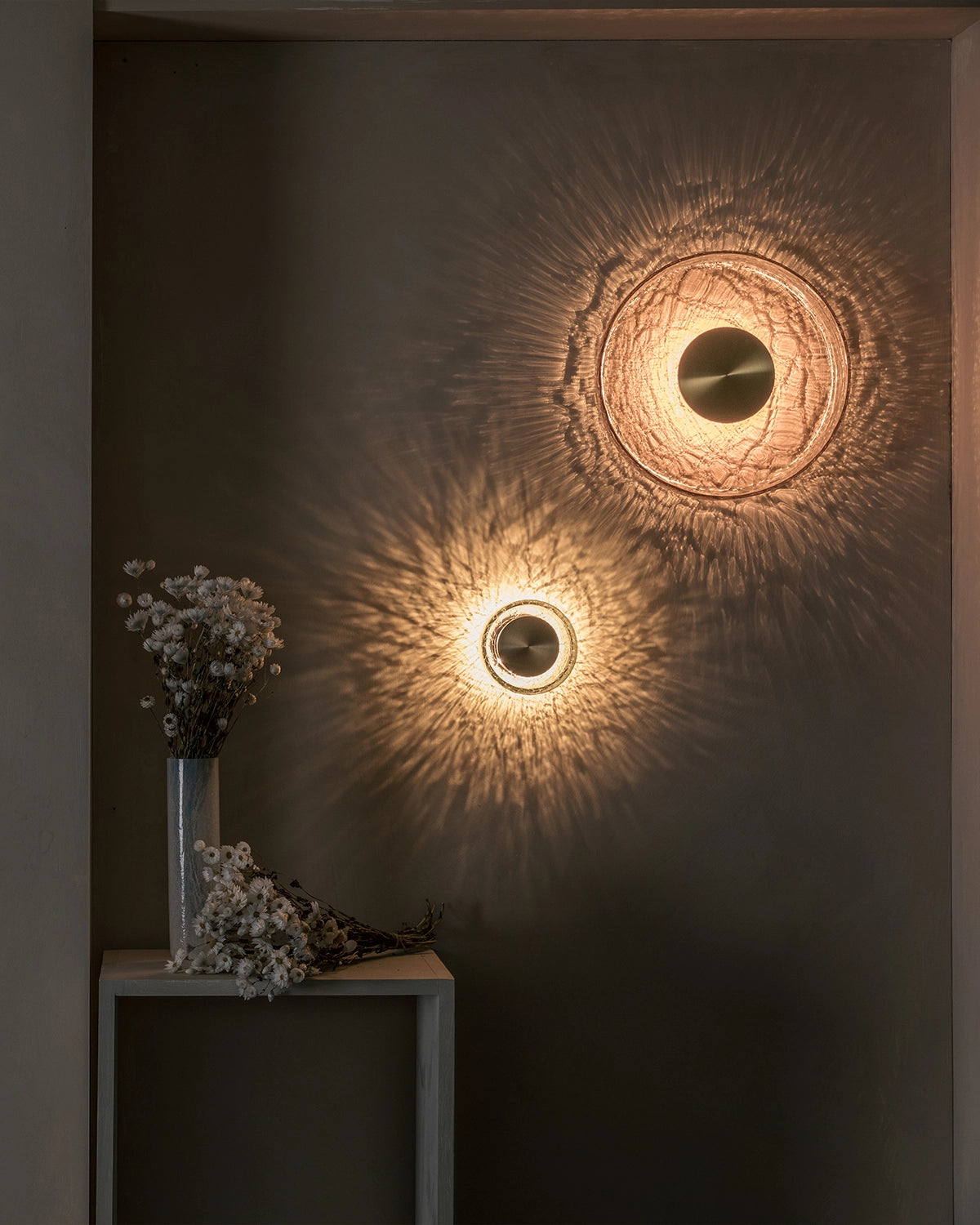Crackle Large Wall Light