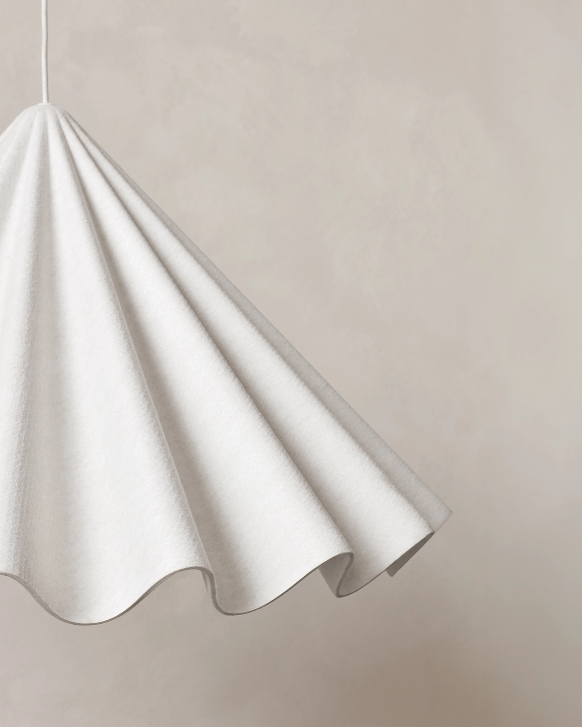 Dancing Pendant Light