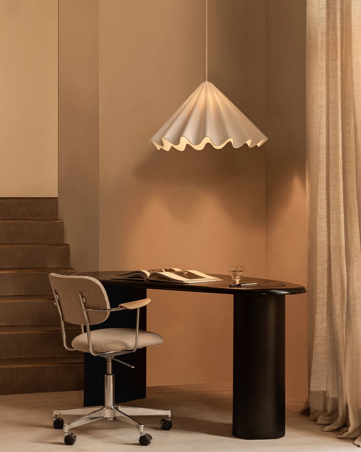 Dancing Pendant Light