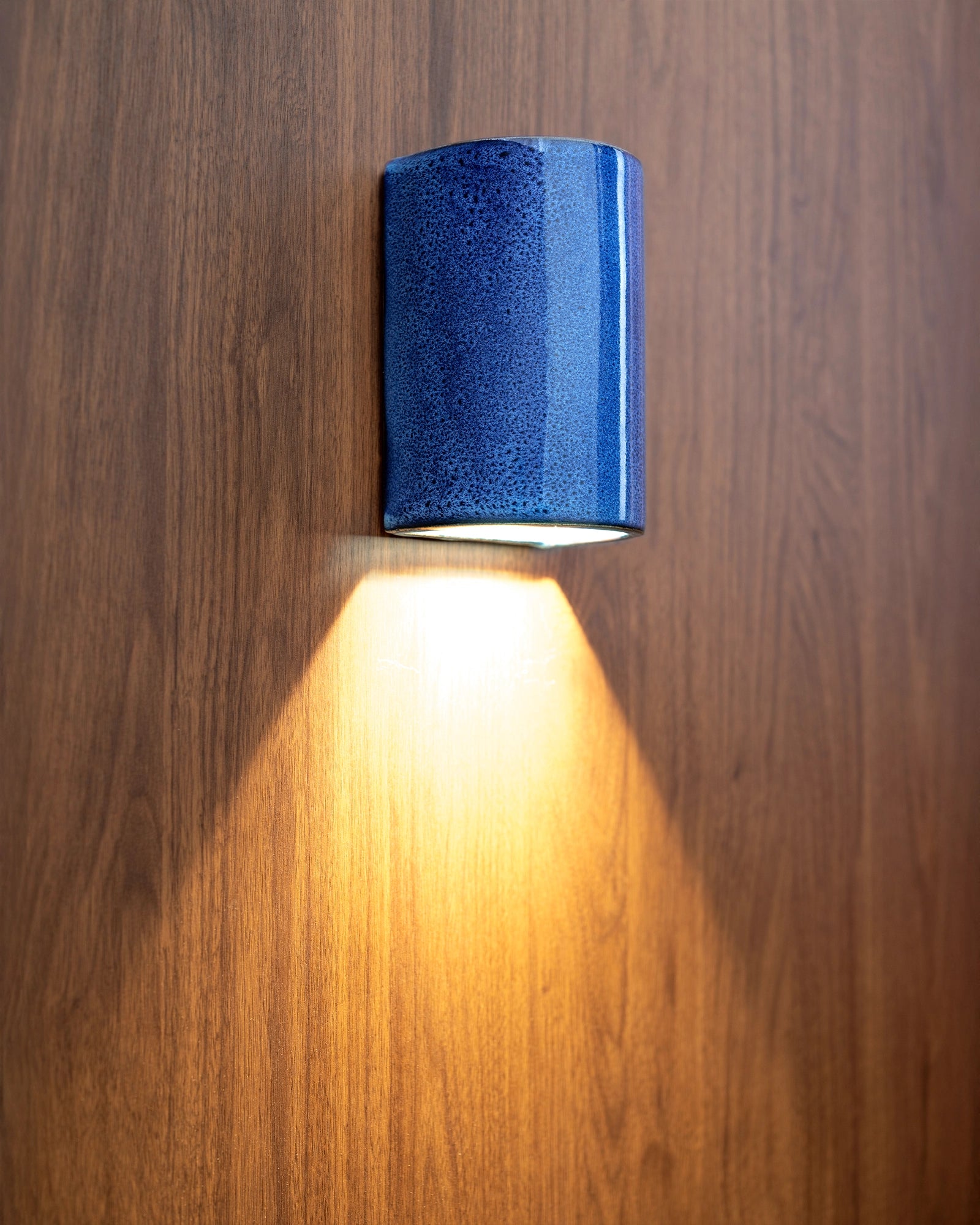 Dawn Short Colour Wall Light