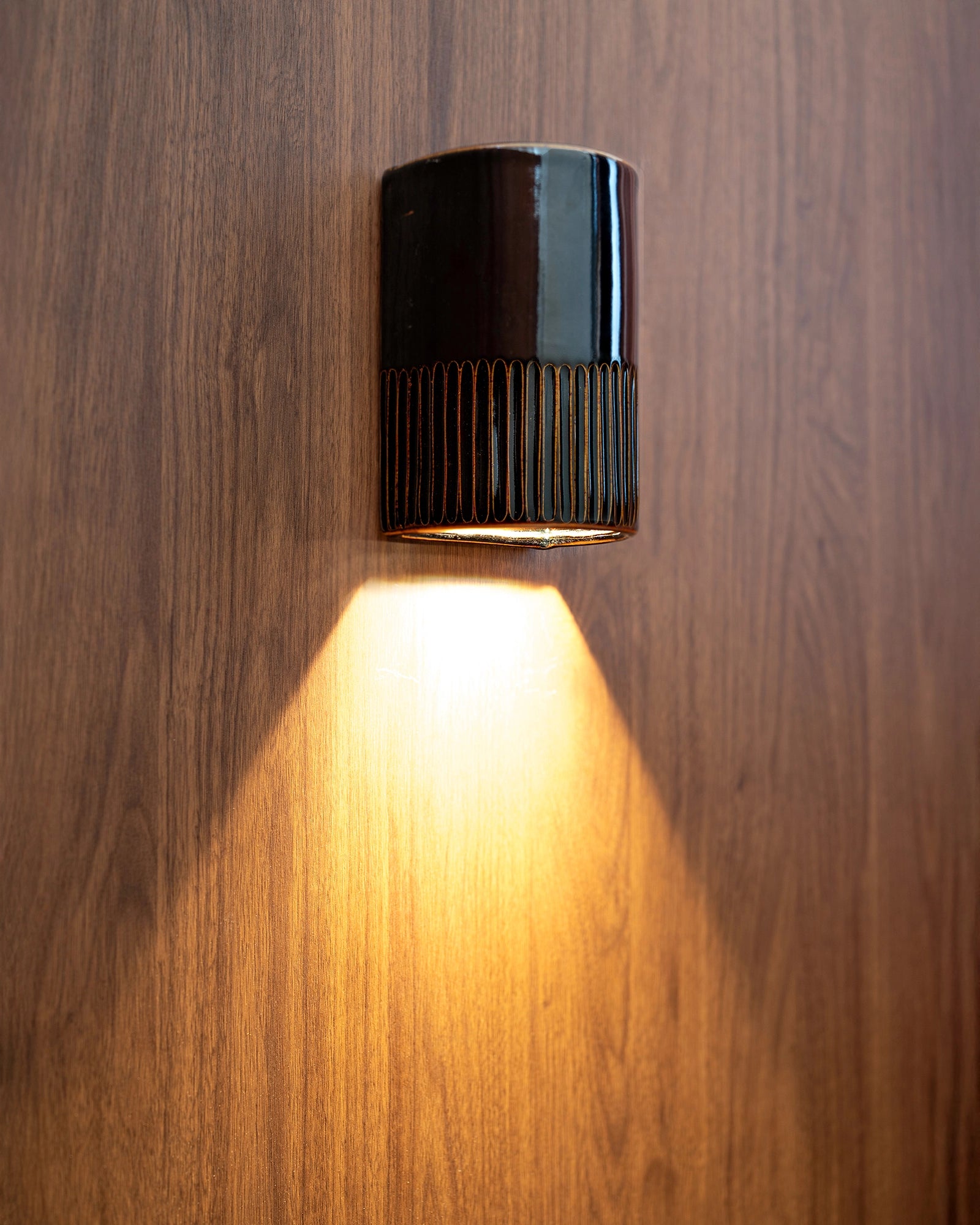 Day Short Colour Wall Light