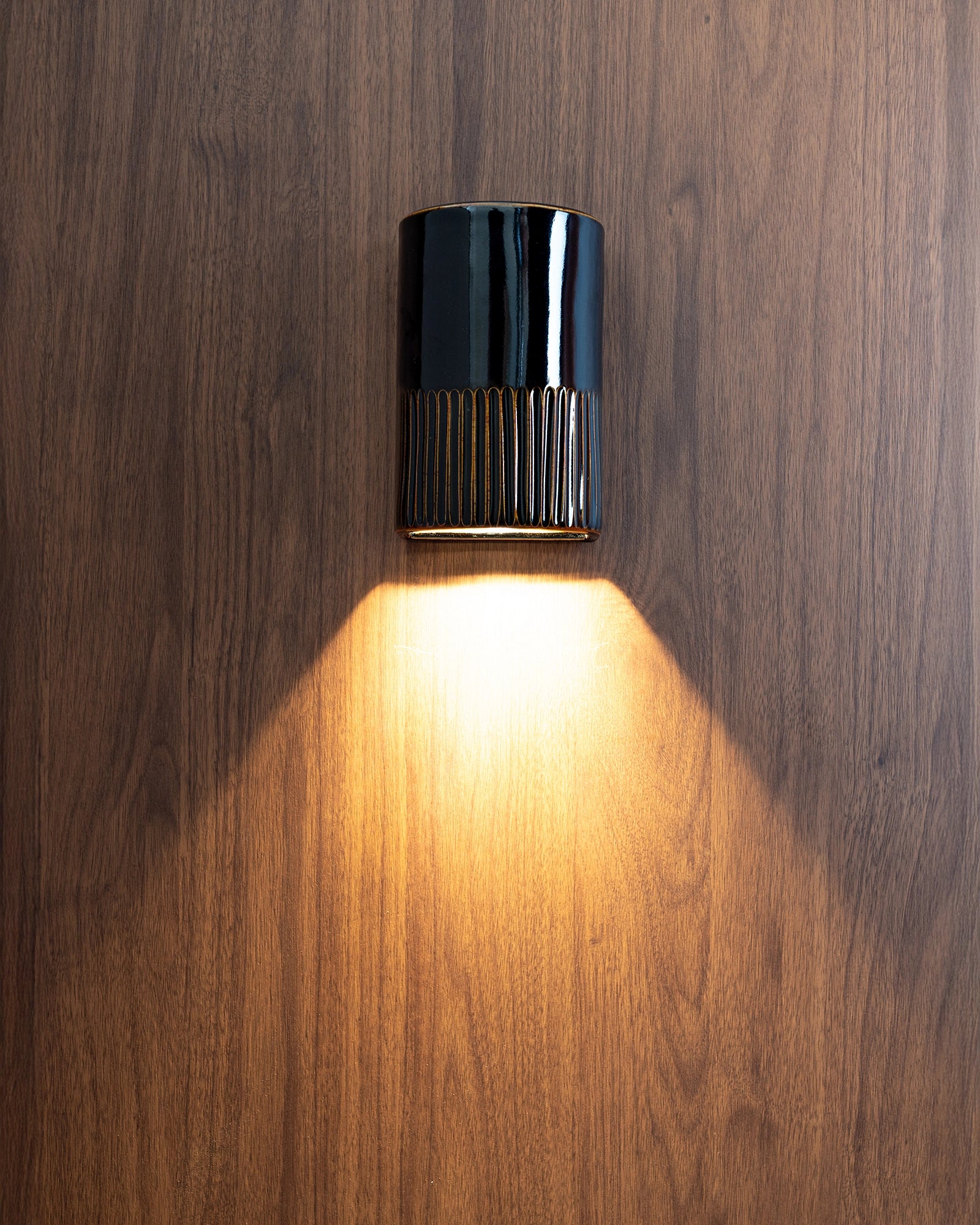 Day Short Colour Wall Light