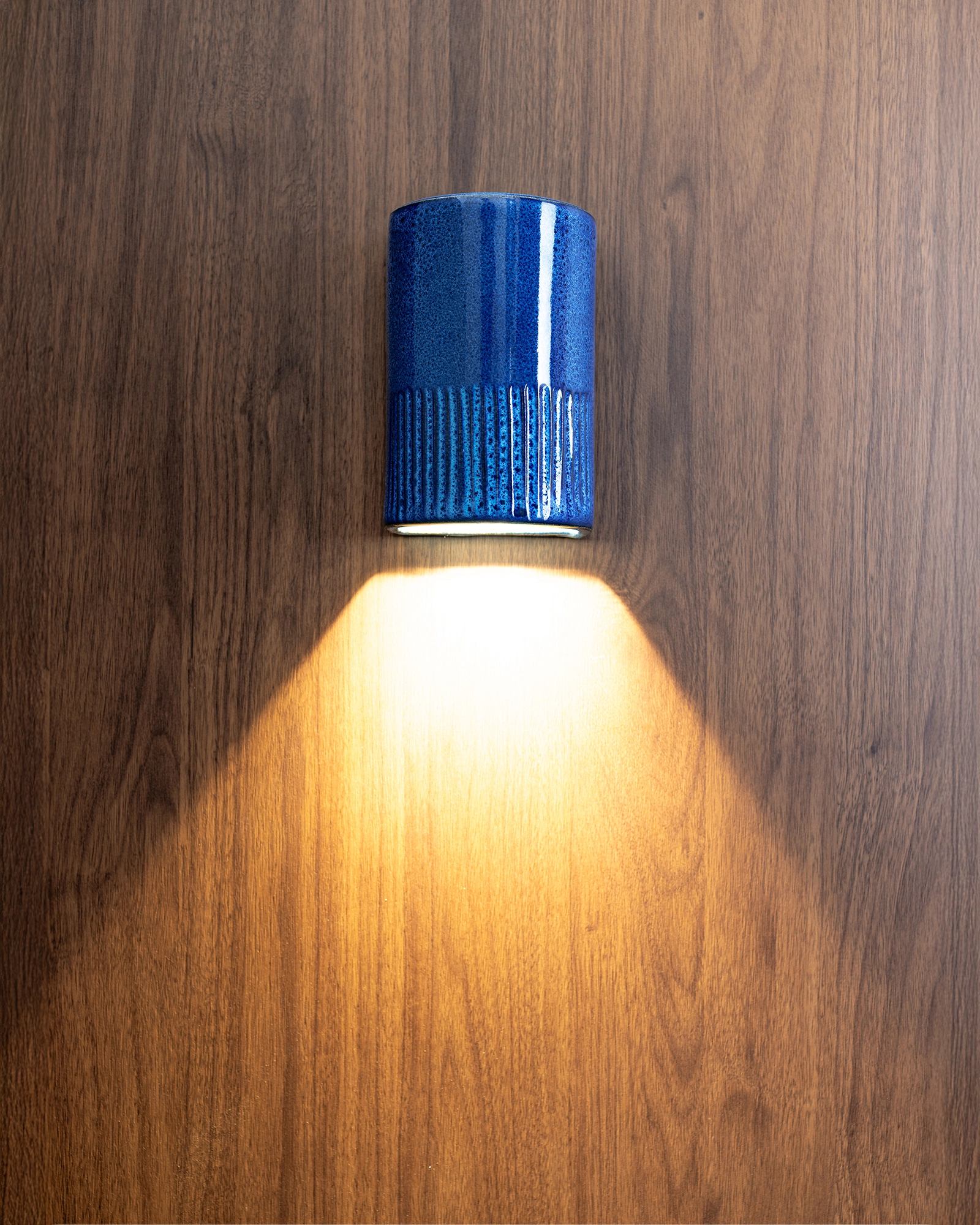 Day Short Colour Wall Light