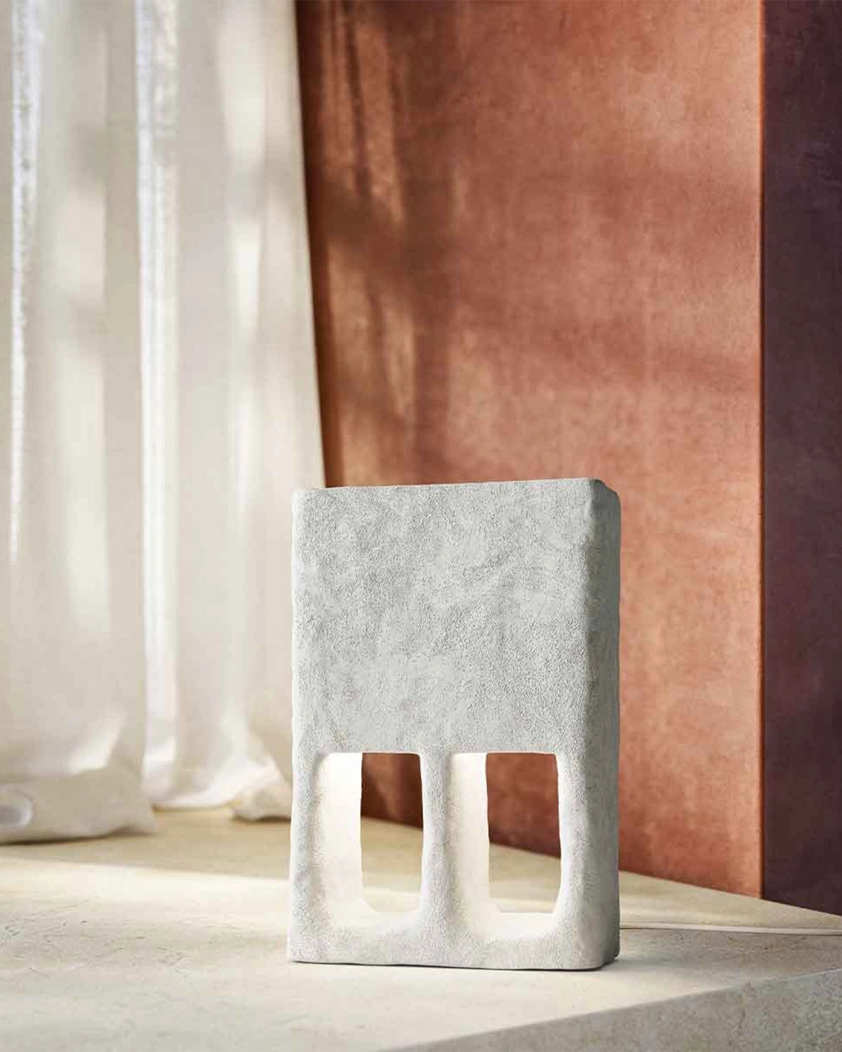 Dolmen Table Lamp