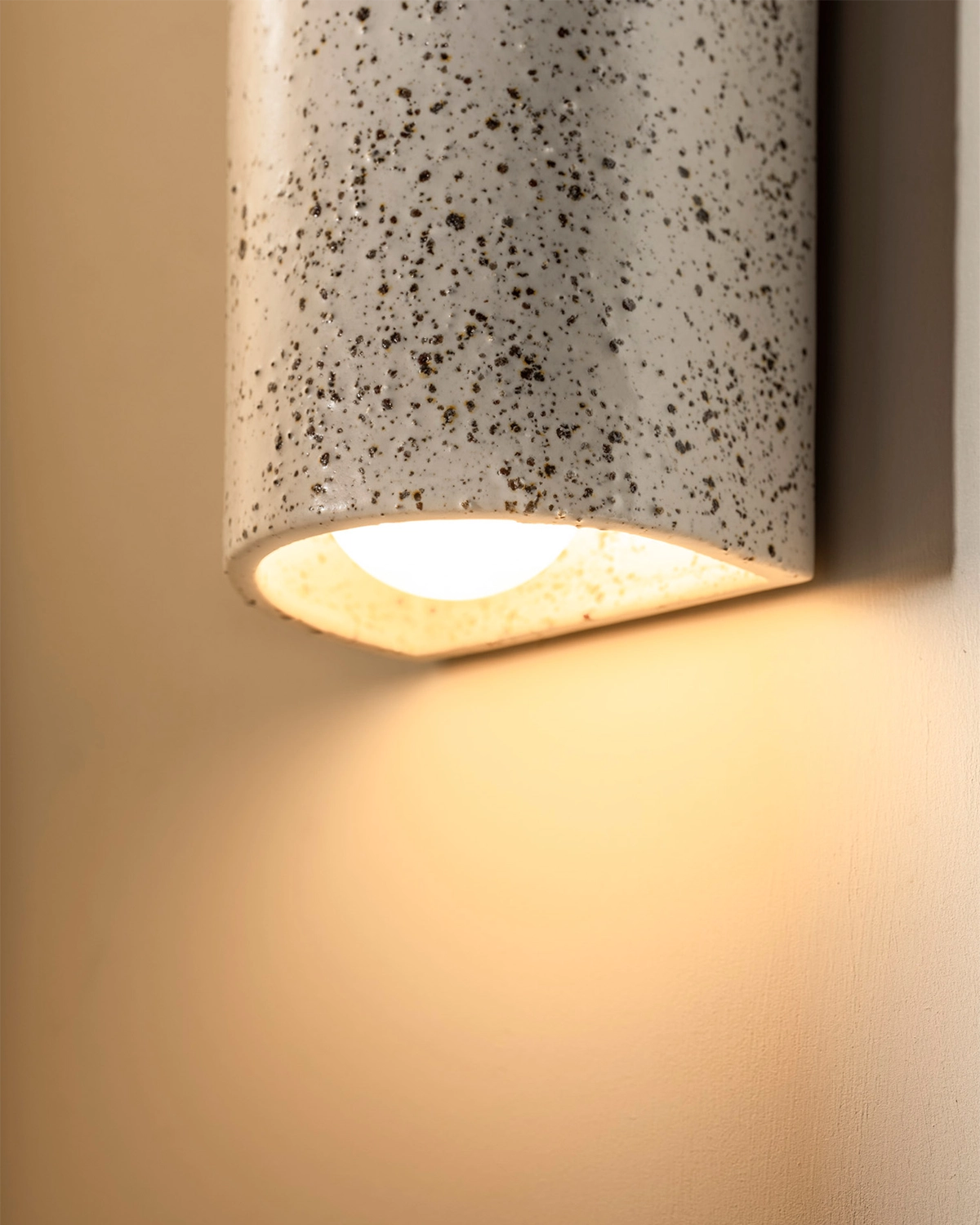 Dusk Wall Light