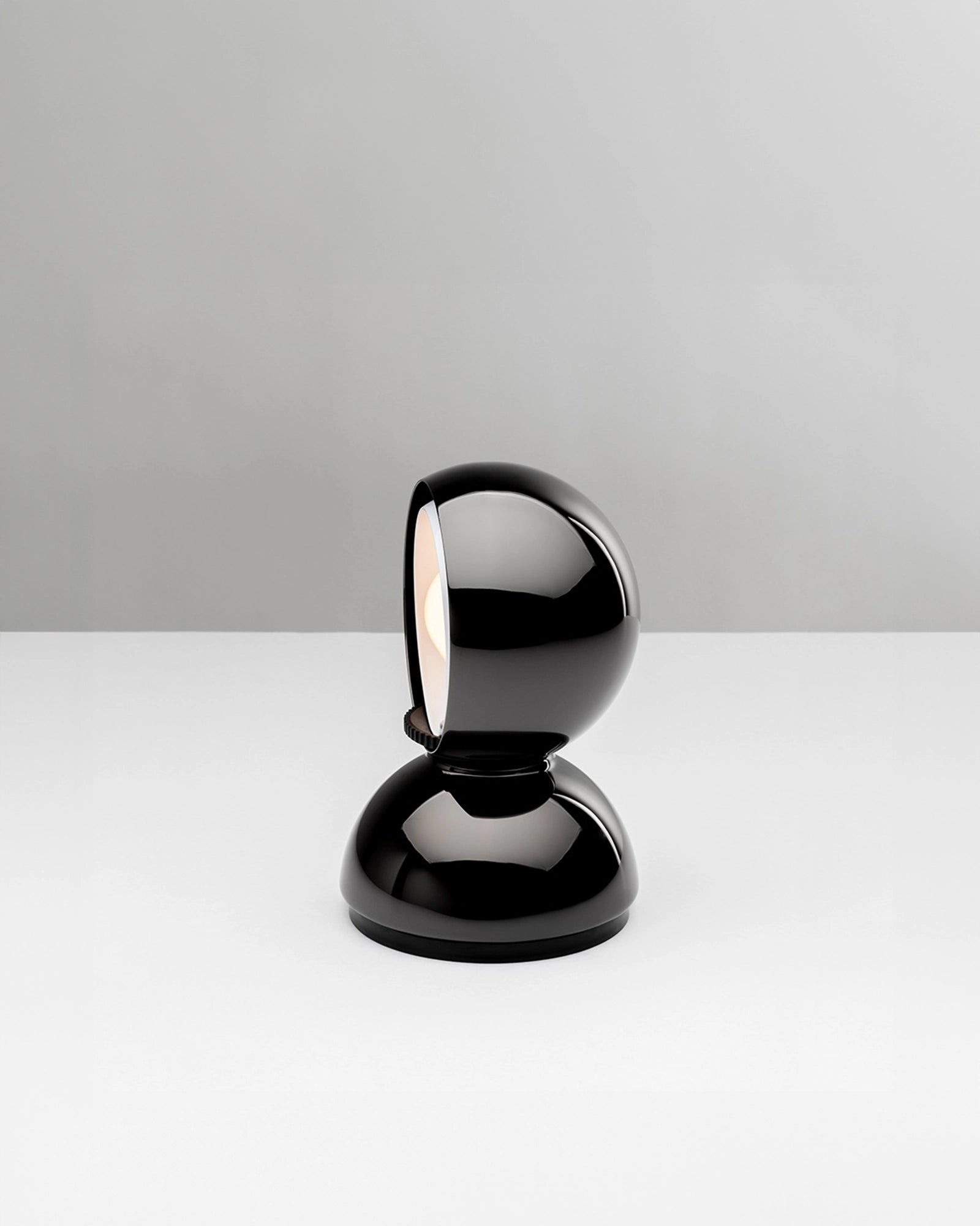 Eclisse Table Lamp