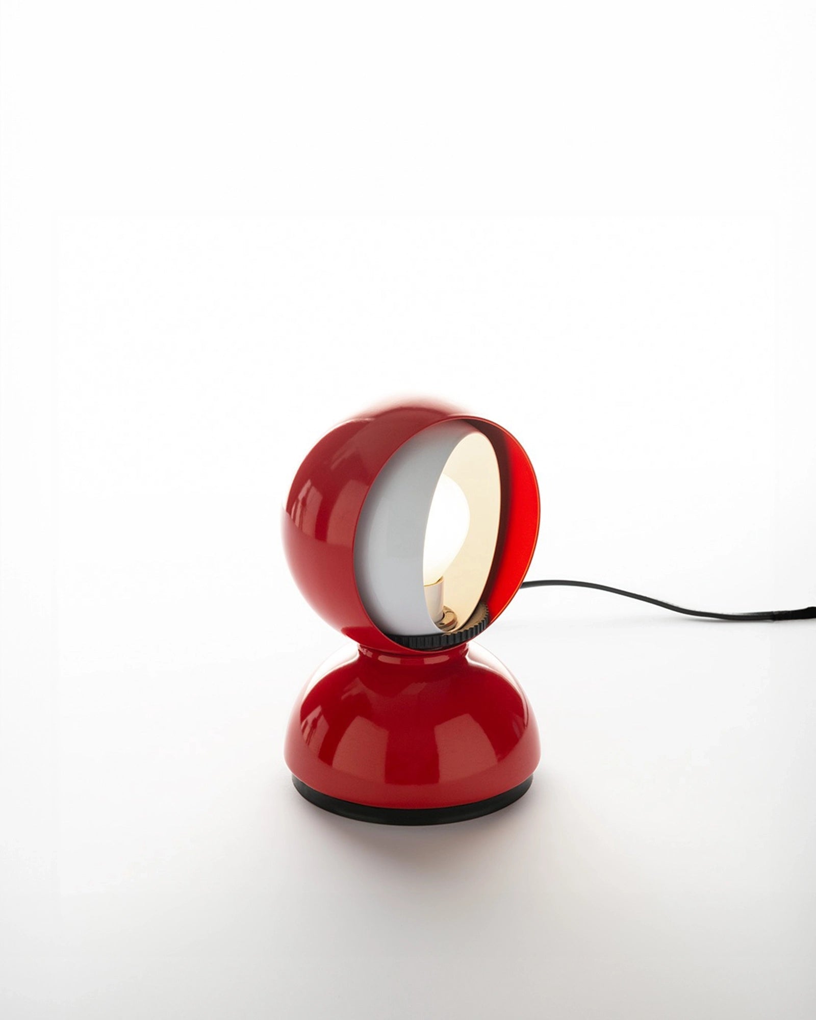 Eclisse Table Lamp