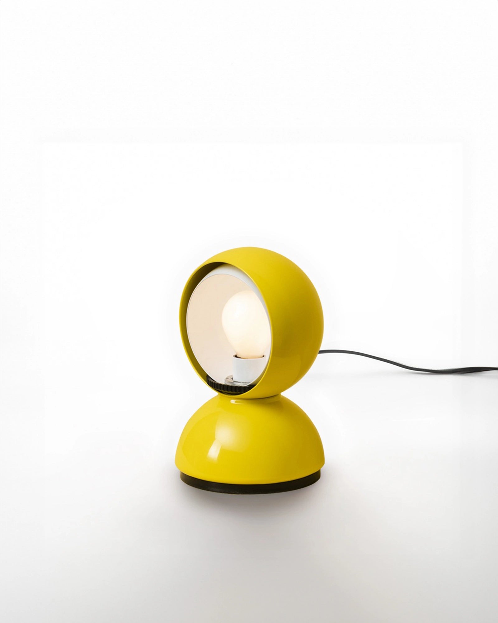 Eclisse Table Lamp