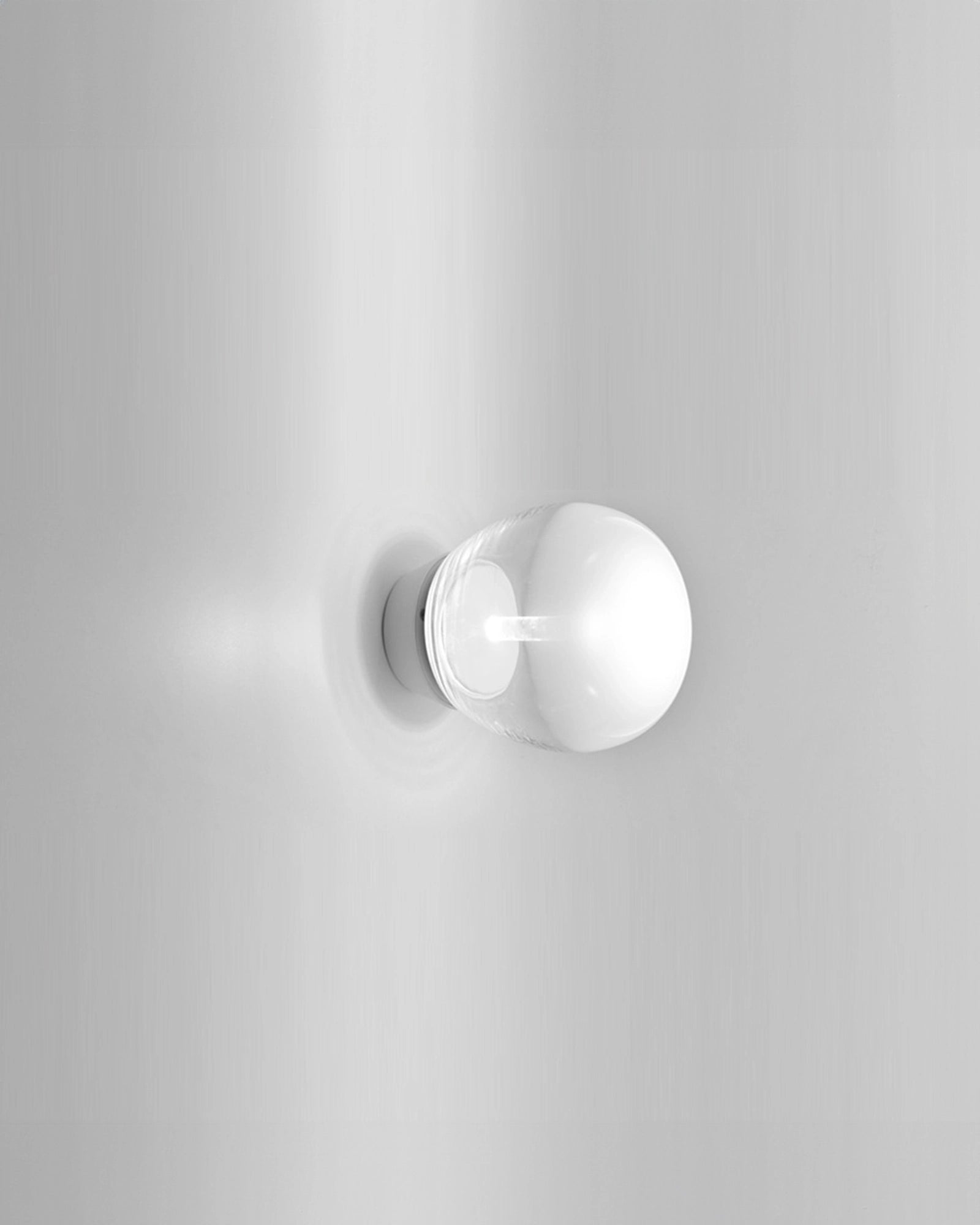 Empatia Wall Light