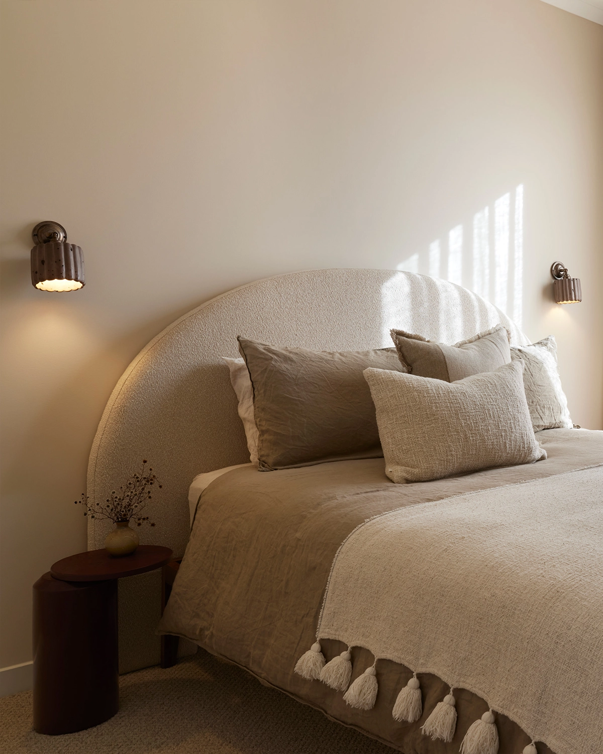 Fluted Knuckle Wall Light