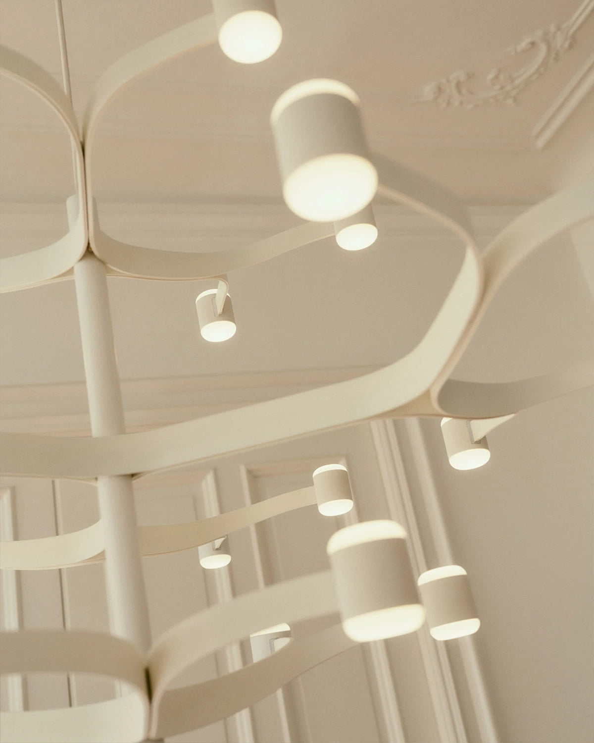 Fronda Pendant Light