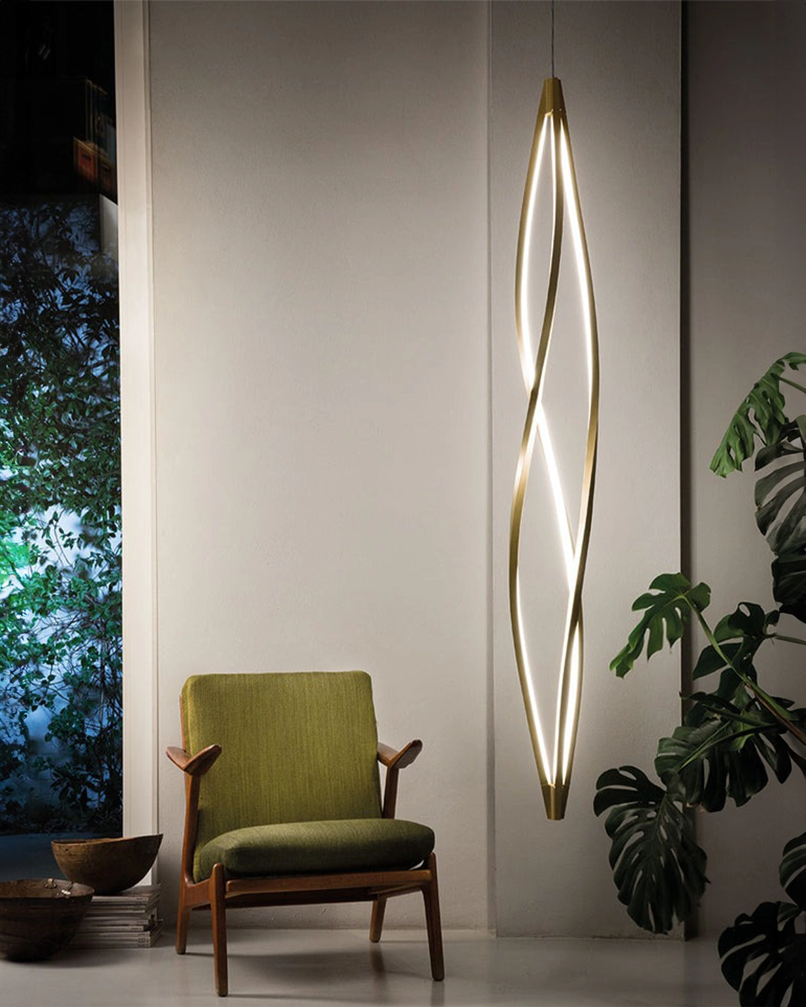 In The Wind Vertical Pendant Light