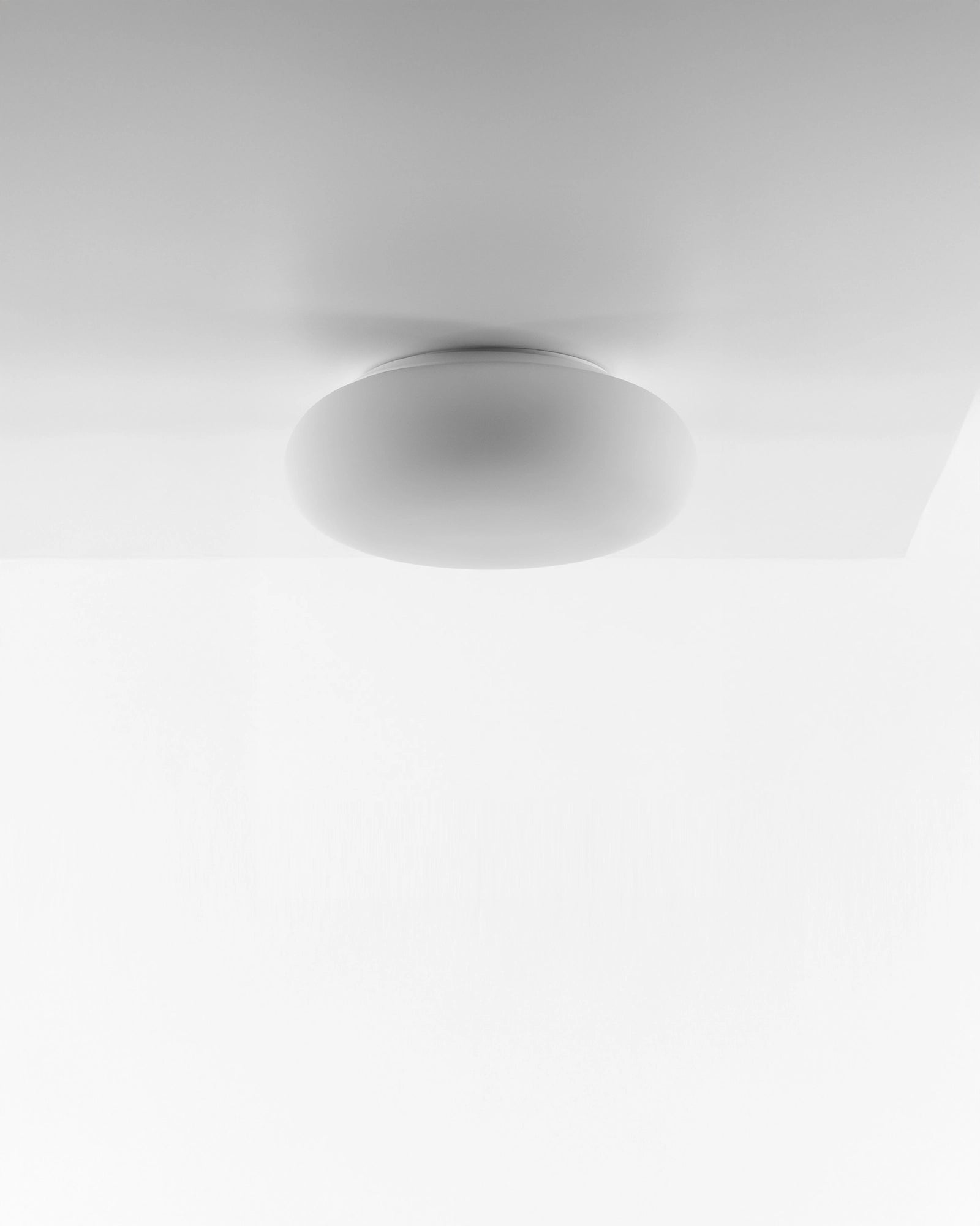 Itka Ceiling Light