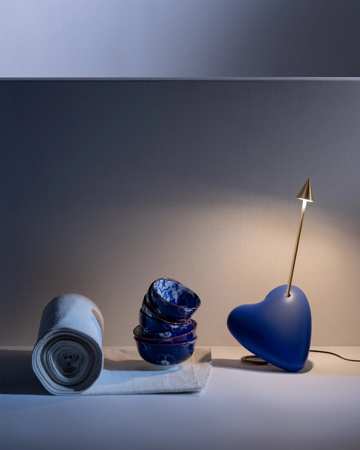 Kuore Table Lamp