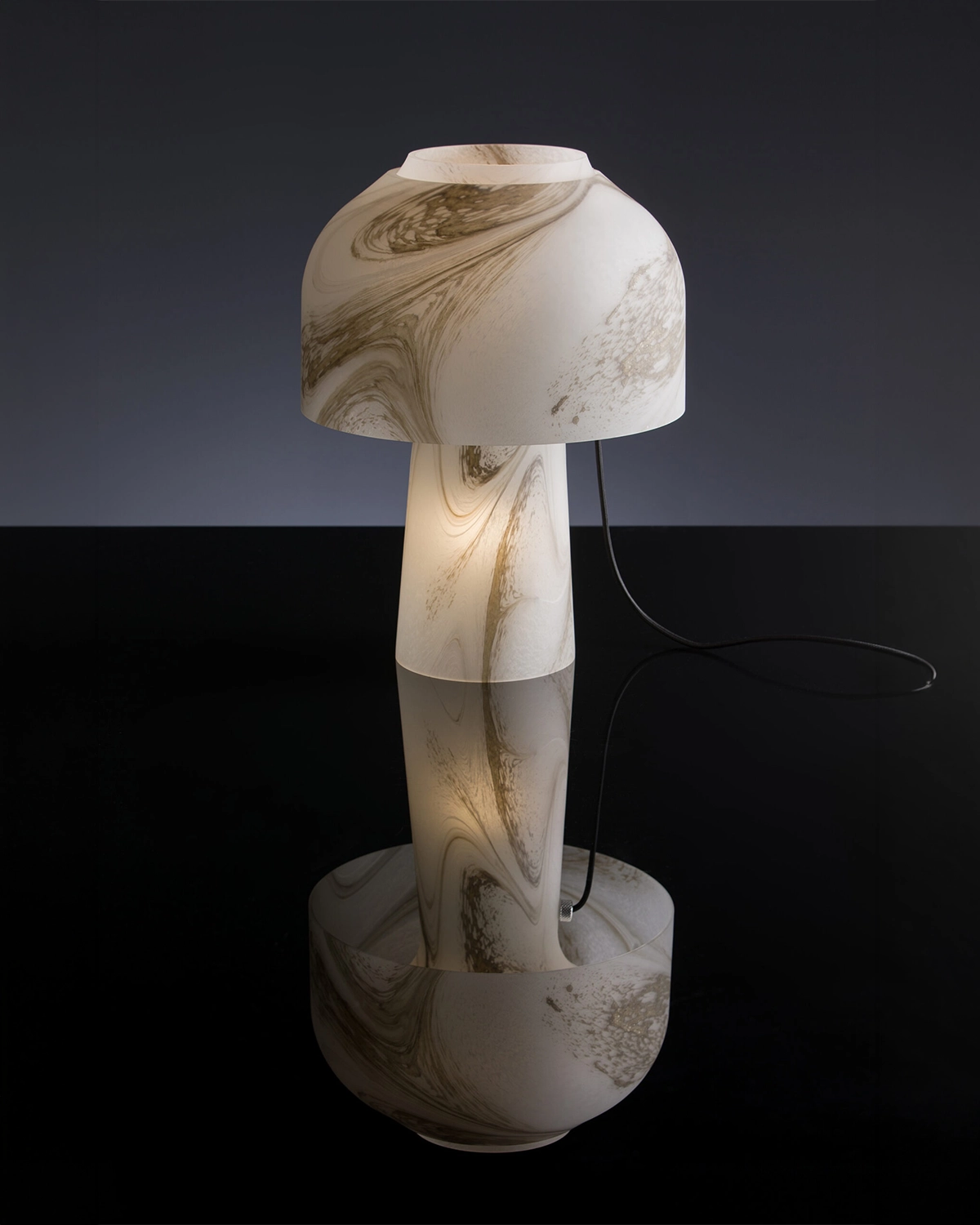 Lilly Table Lamp
