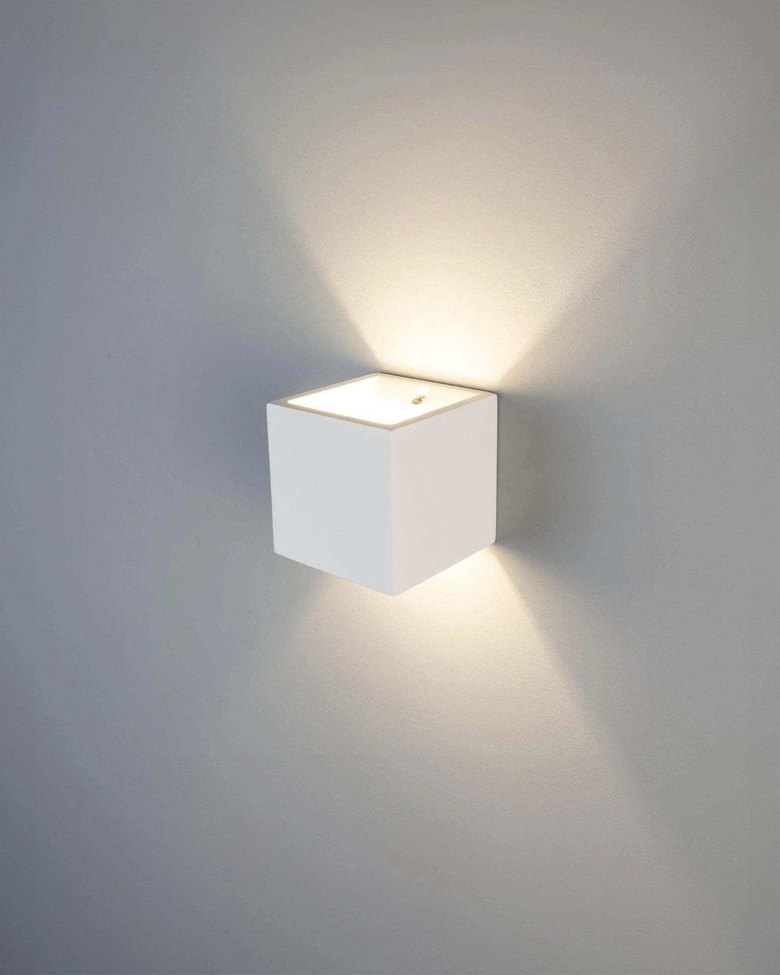 Lisbon Cube Wall Light