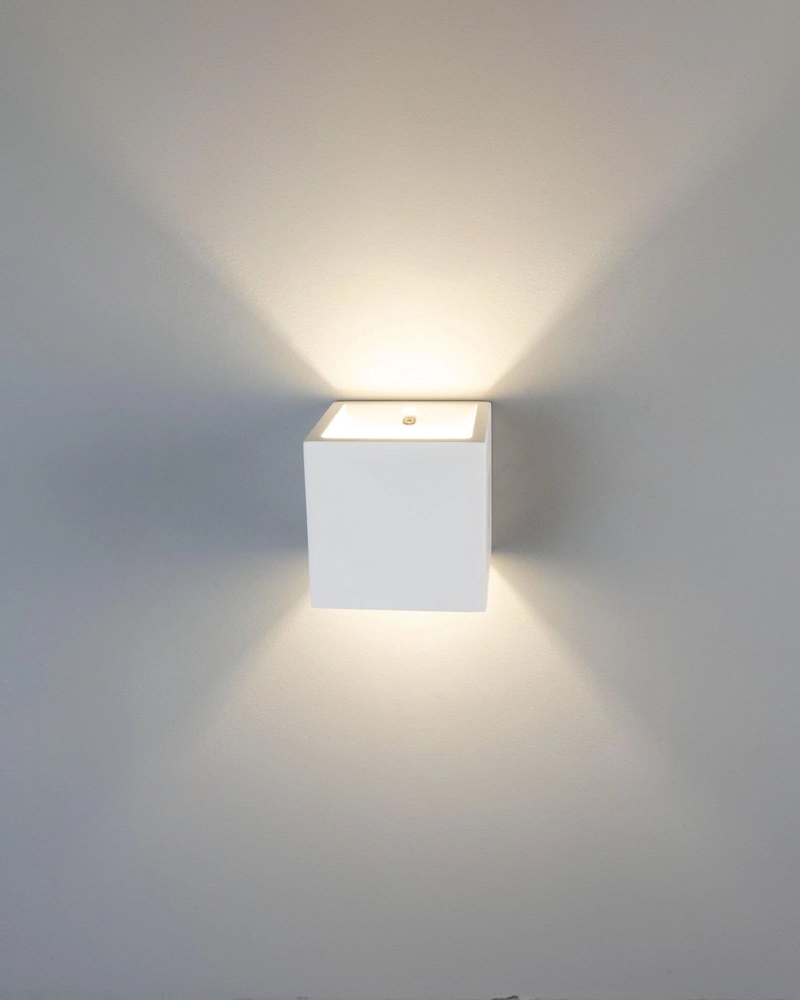 Lisbon Cube Wall Light
