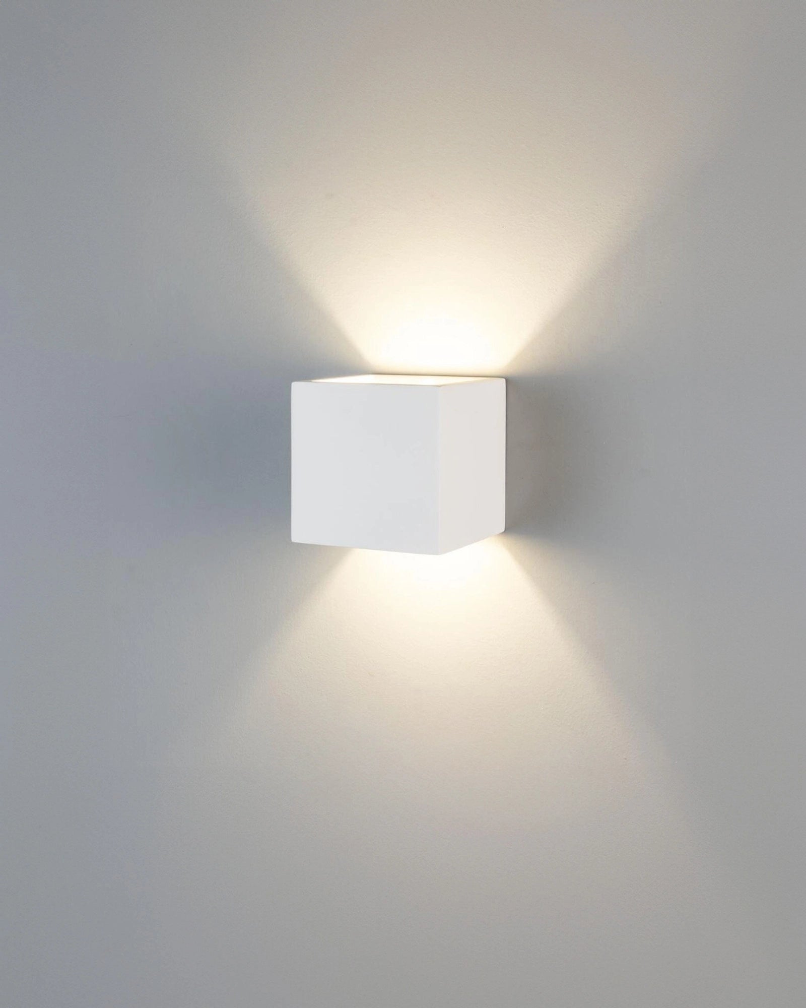 Lisbon Cube Wall Light