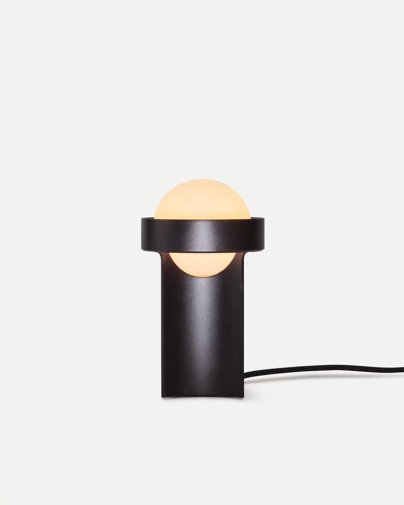 Loop Sphere Table Lamp