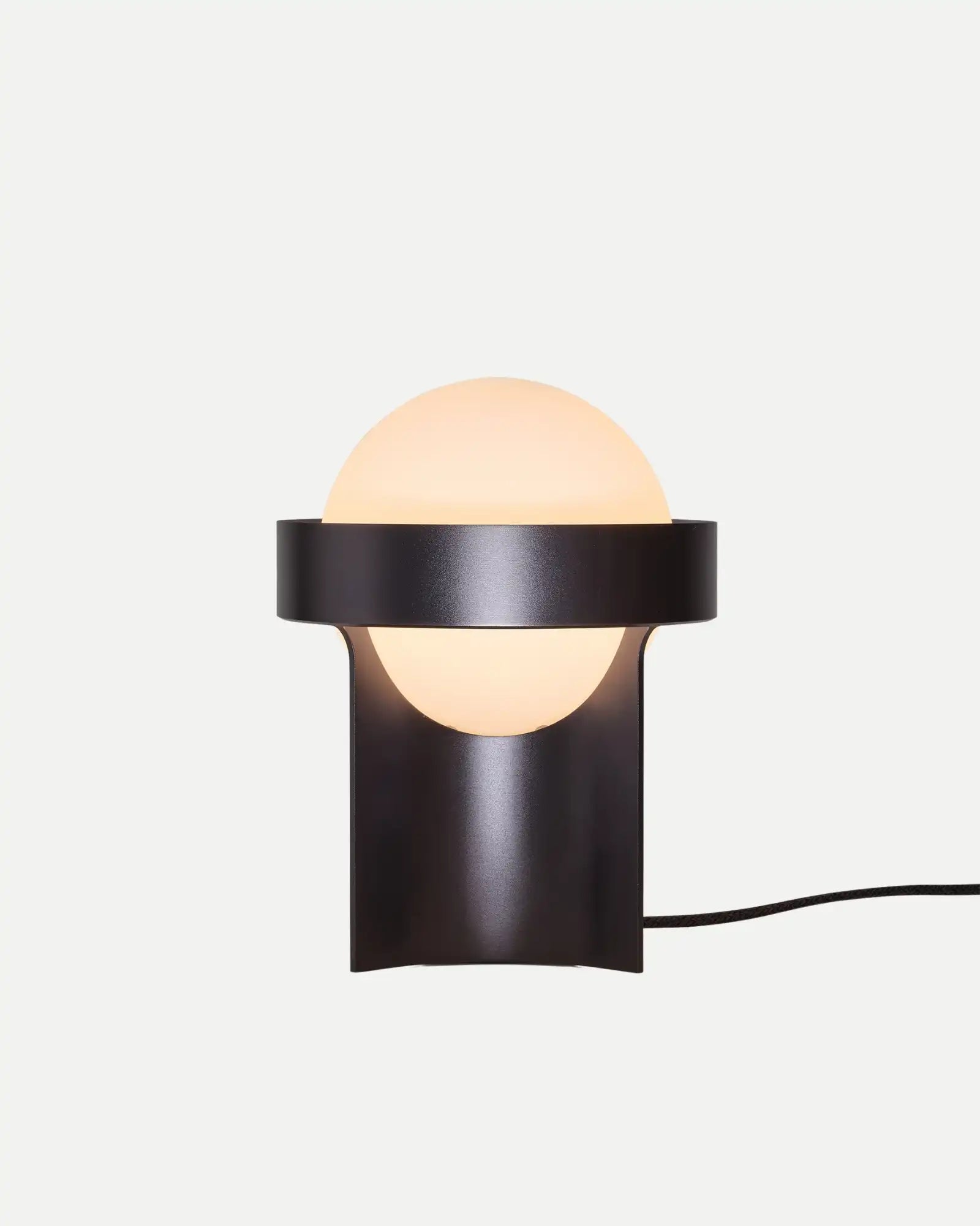 Loop Sphere Table Lamp