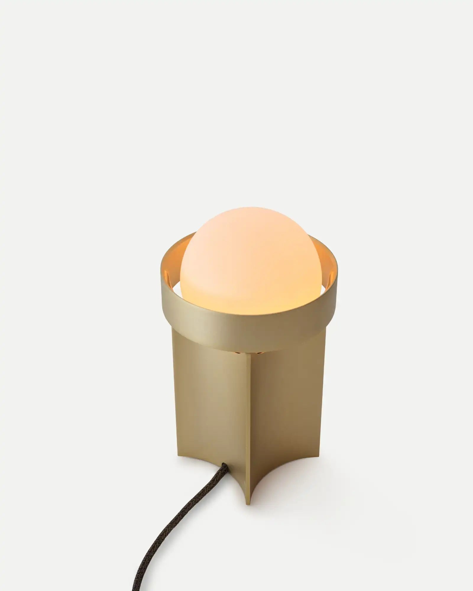 Loop Sphere Table Lamp