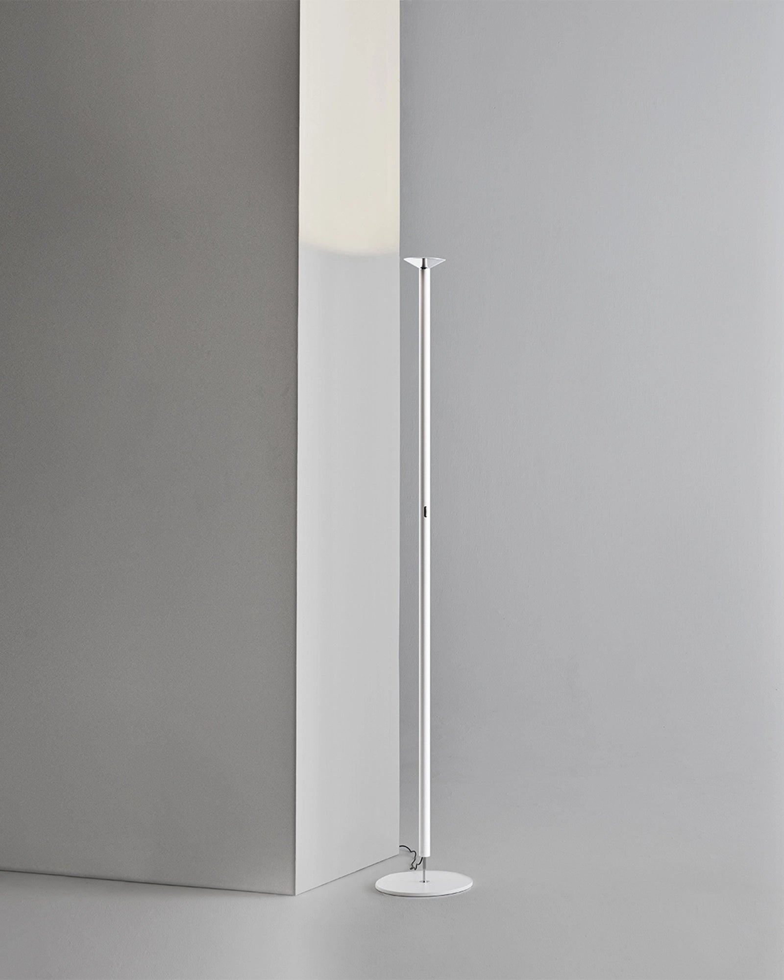 Luna Floor Lamp