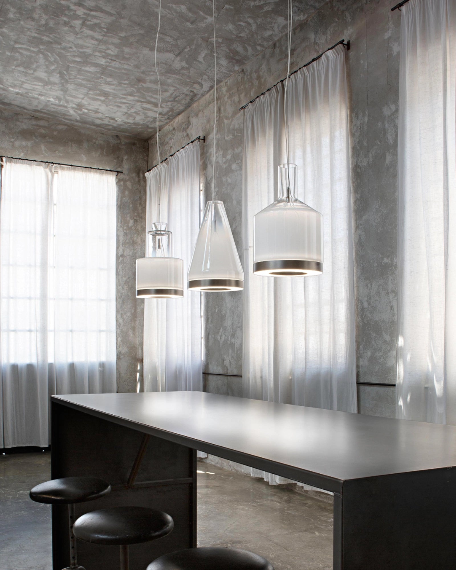 Medea Pendant Light