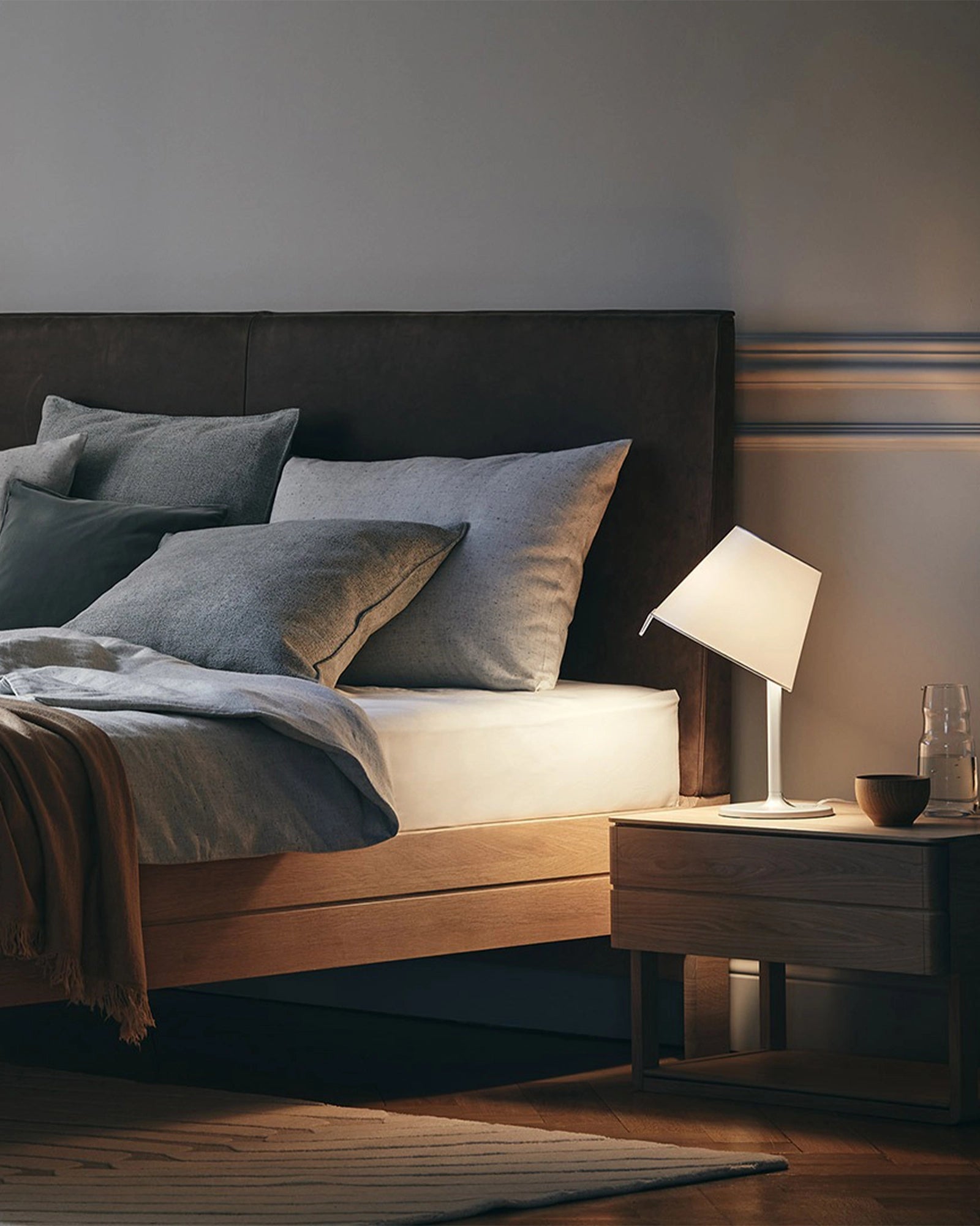 Melampo Night Table Lamp