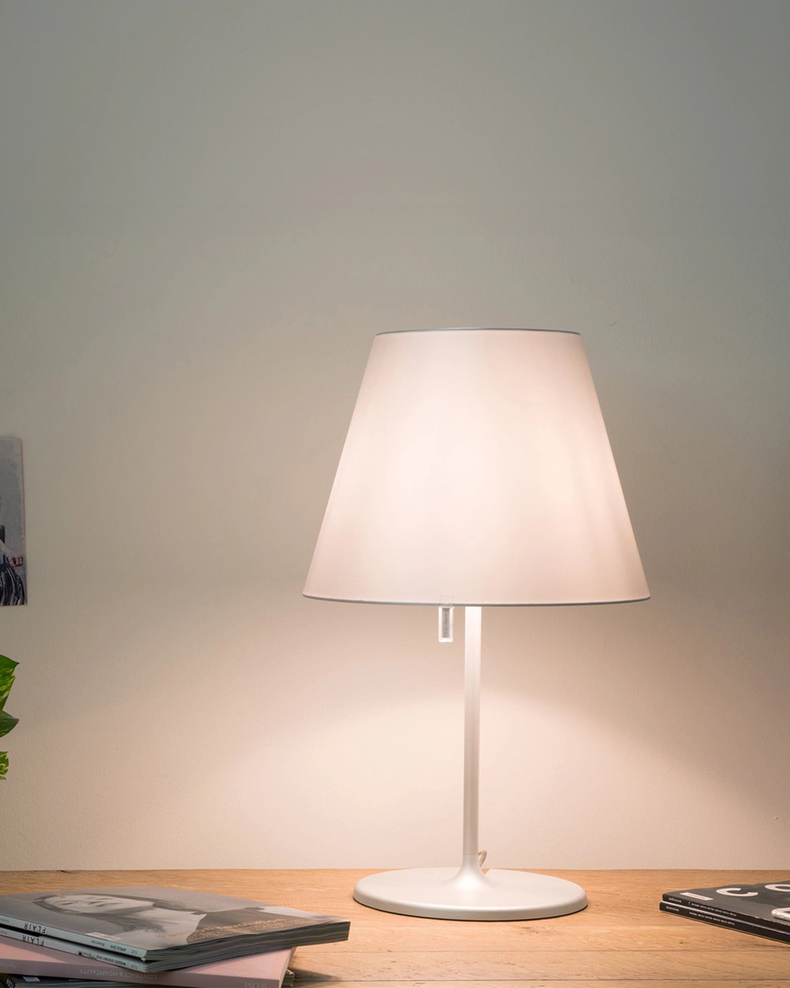 Melampo Table Lamp