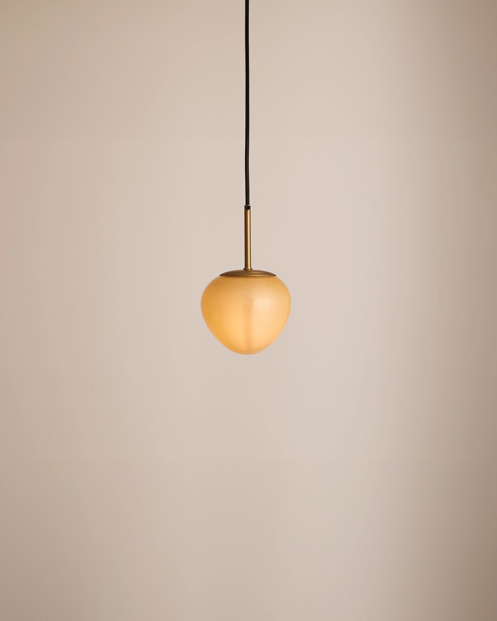 Mellow Bud Pendant Light