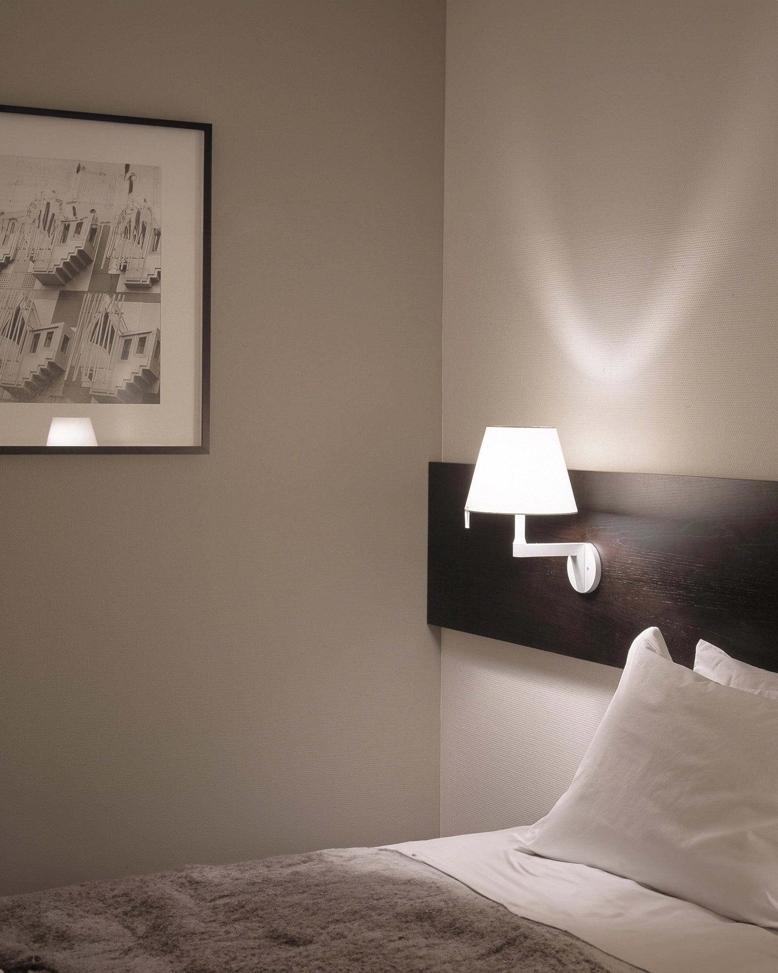 Melampo Wall Light