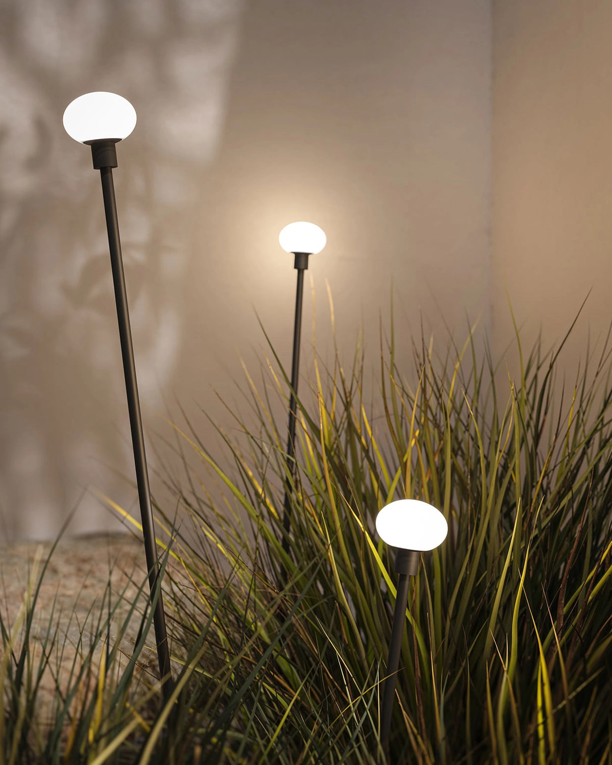 Minuit Spike Light