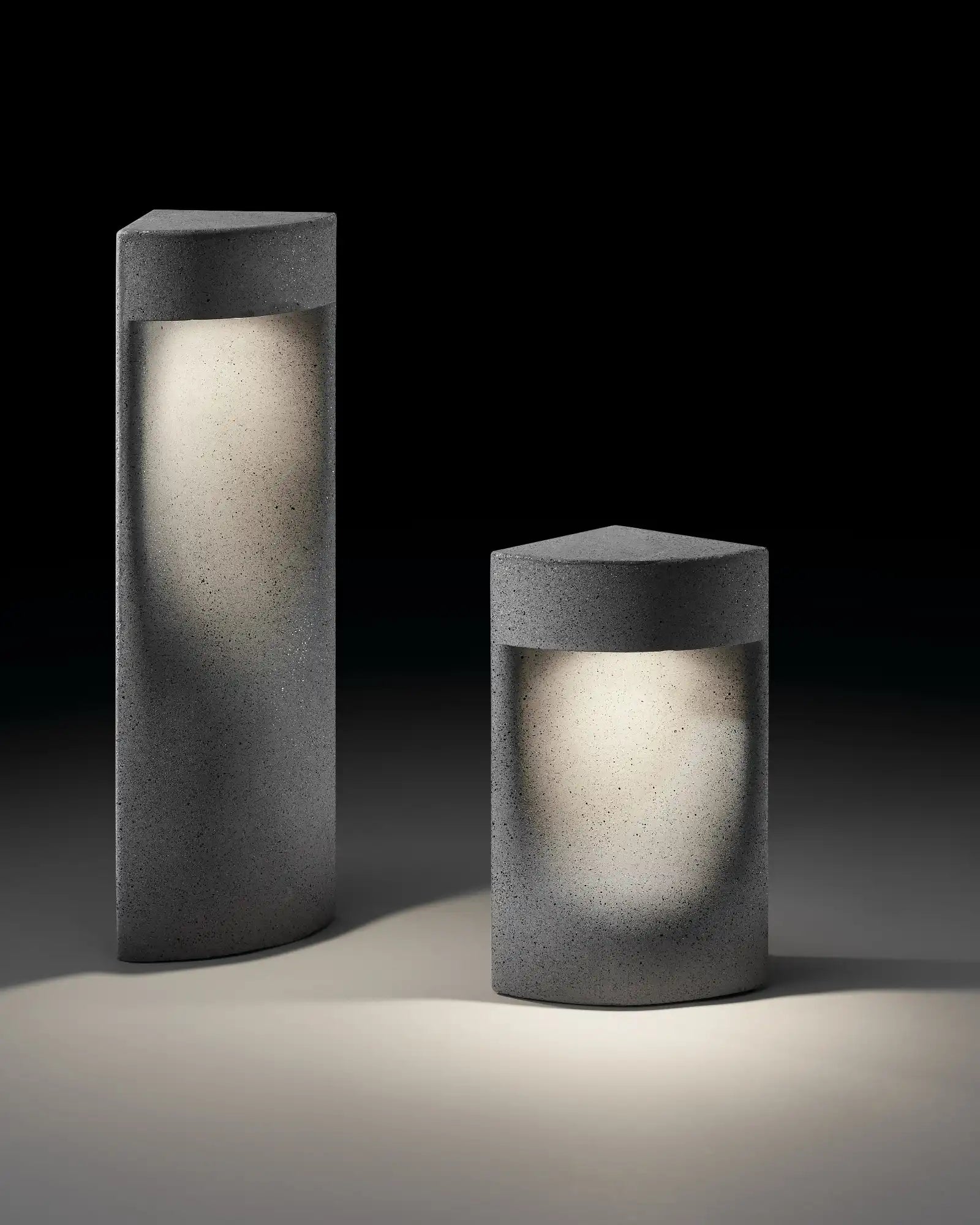 Moai Large Bollard Light