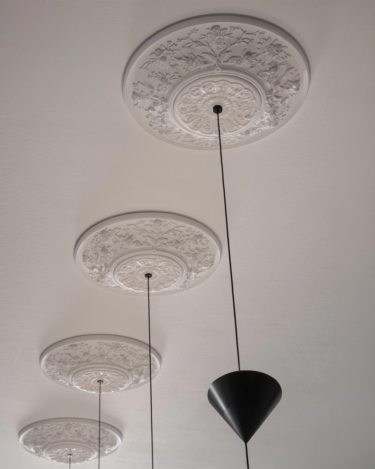 Moonbloom Pendant Light