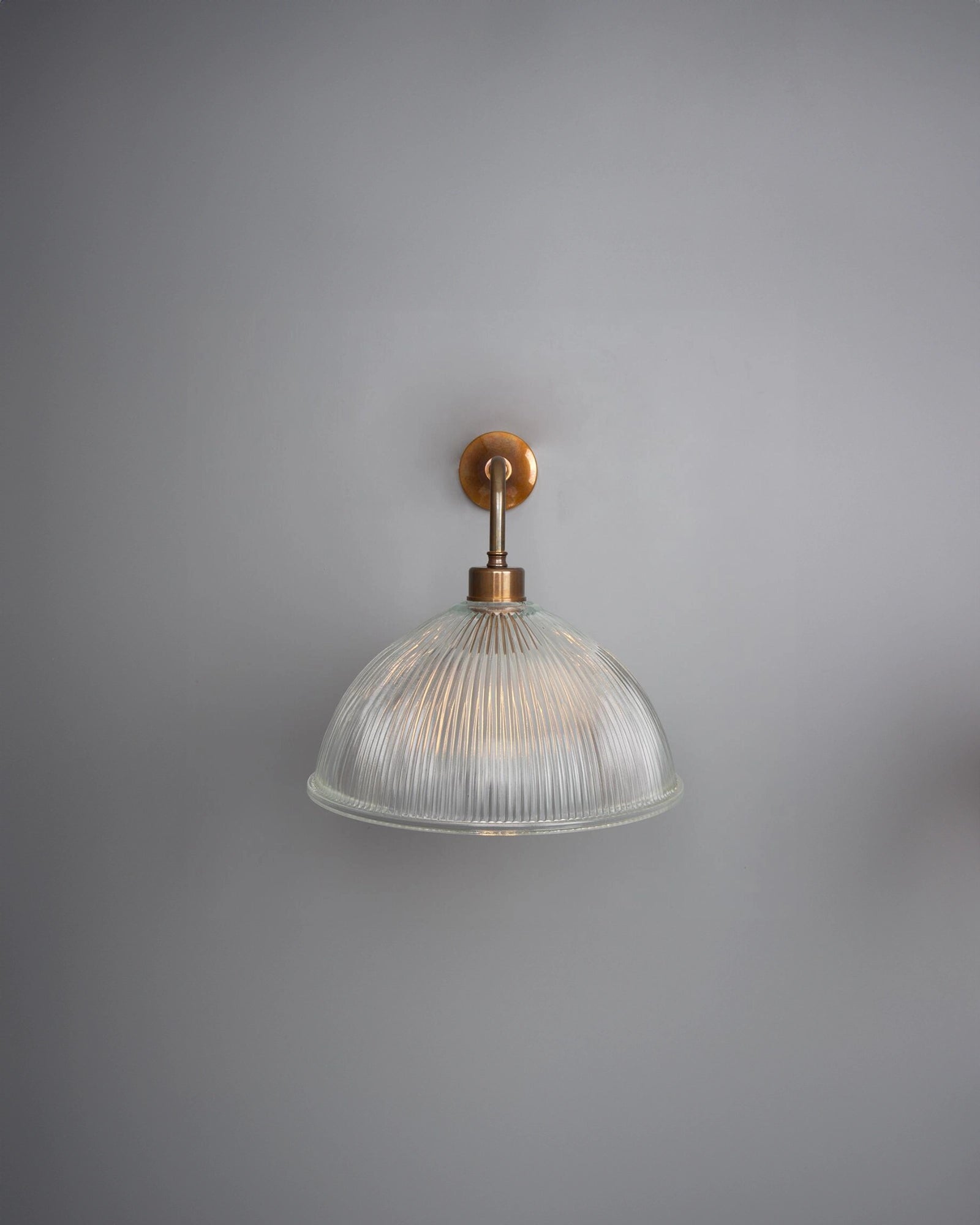 Nova Wall Light