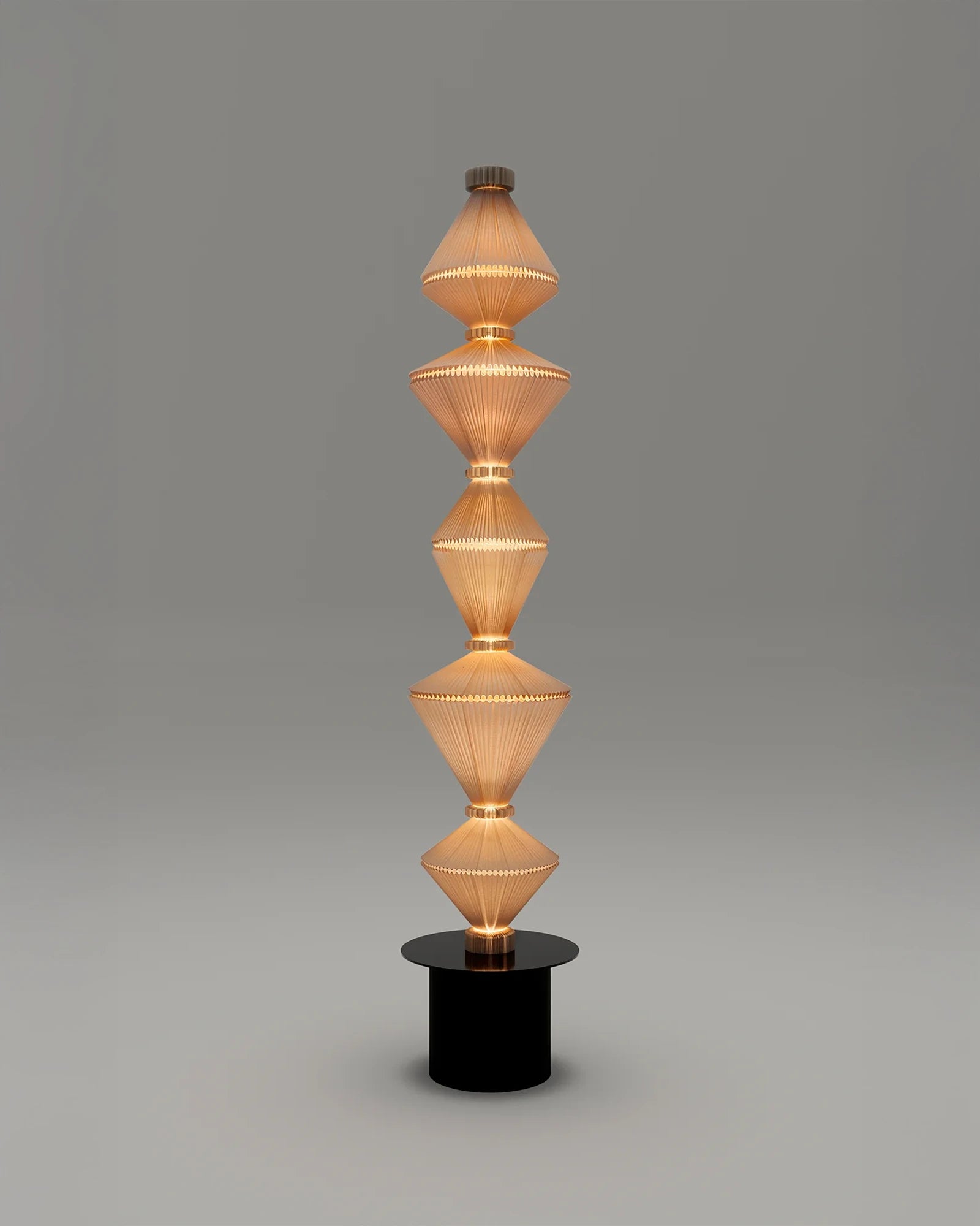 Oïphorique Floor Lamp