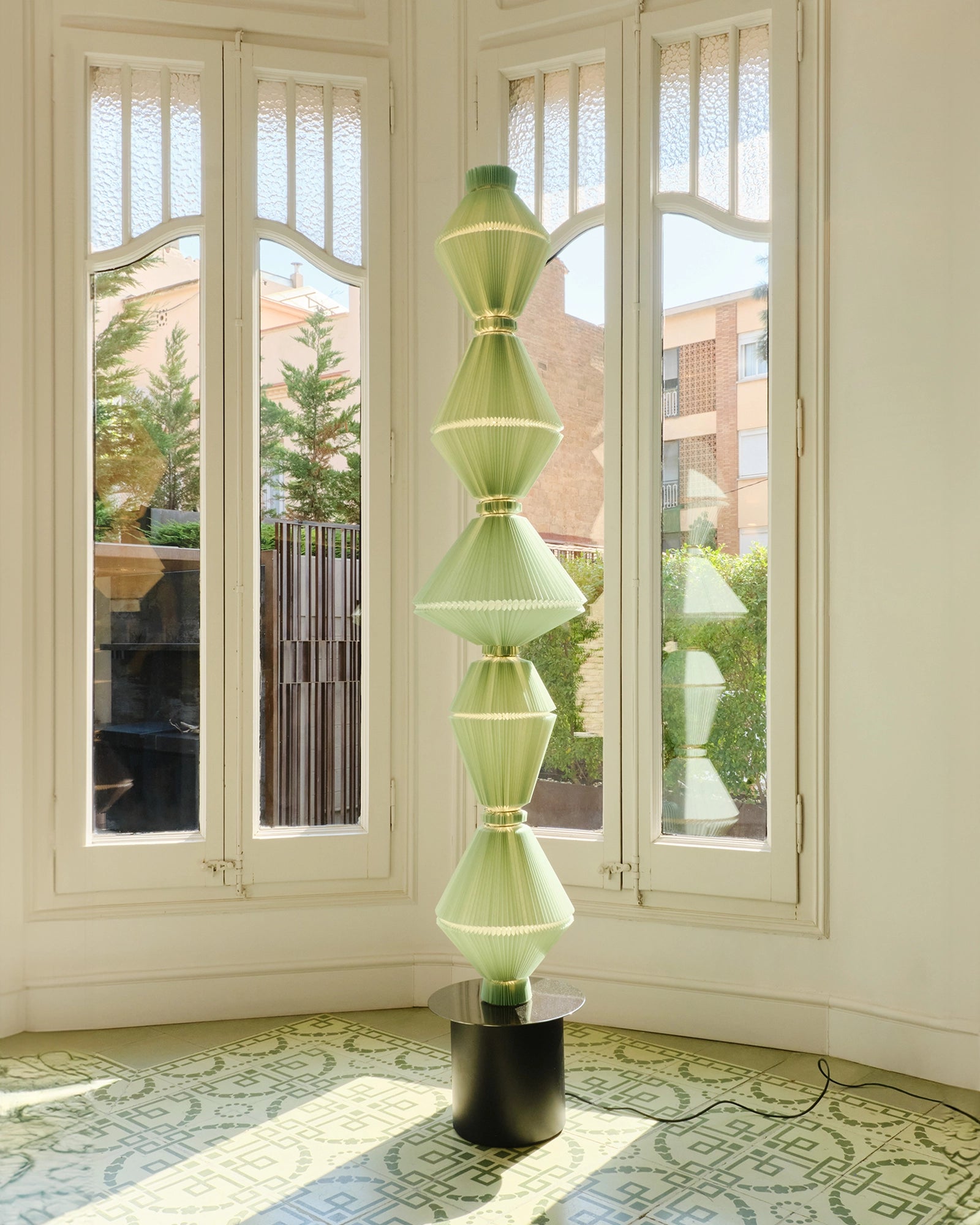 Oïphorique Floor Lamp