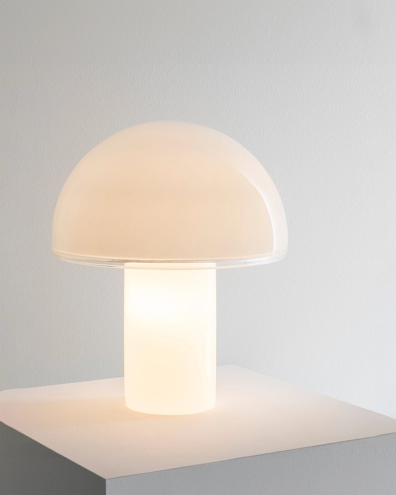 Onfale Table Lamp