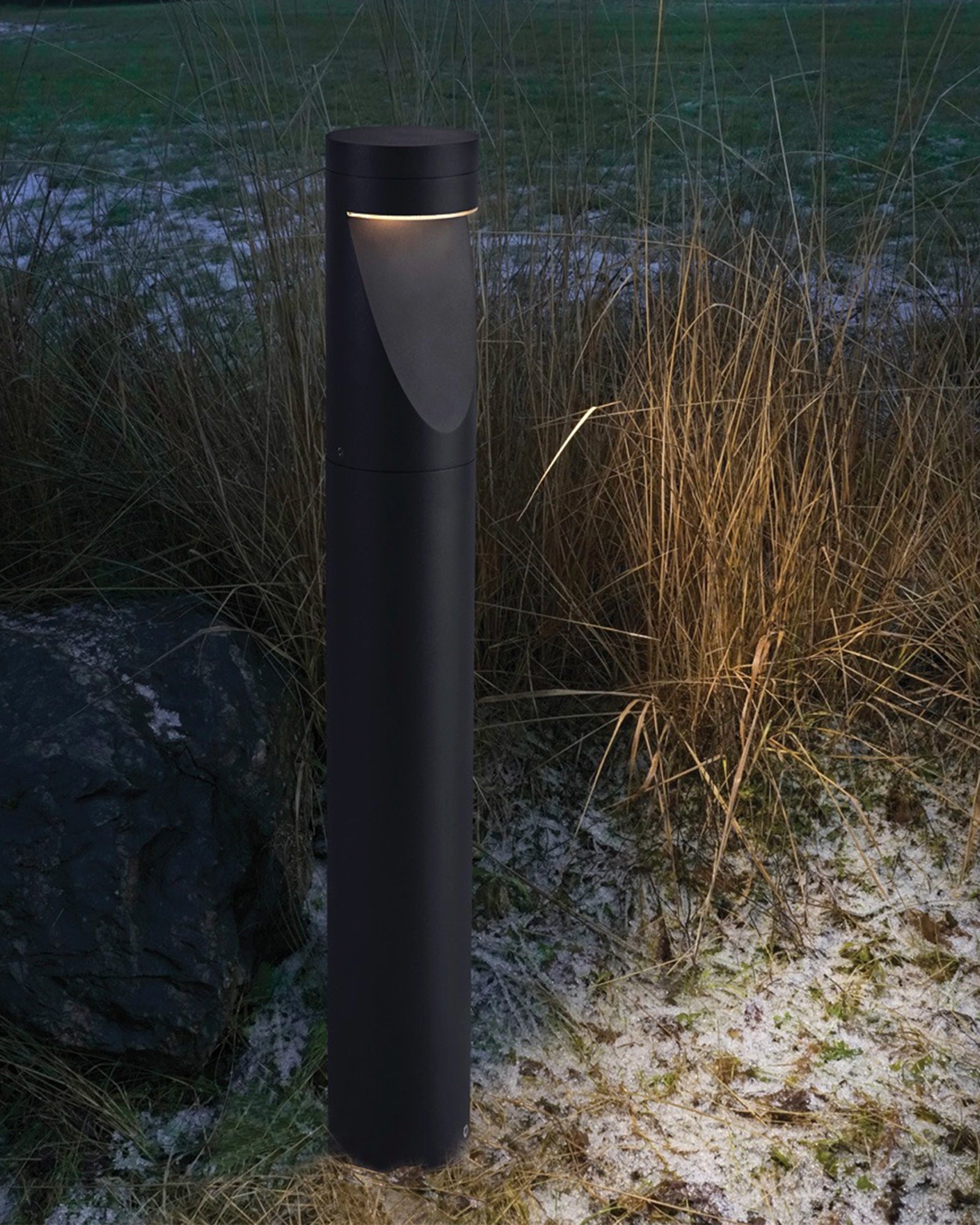 Oppland Bollard Light